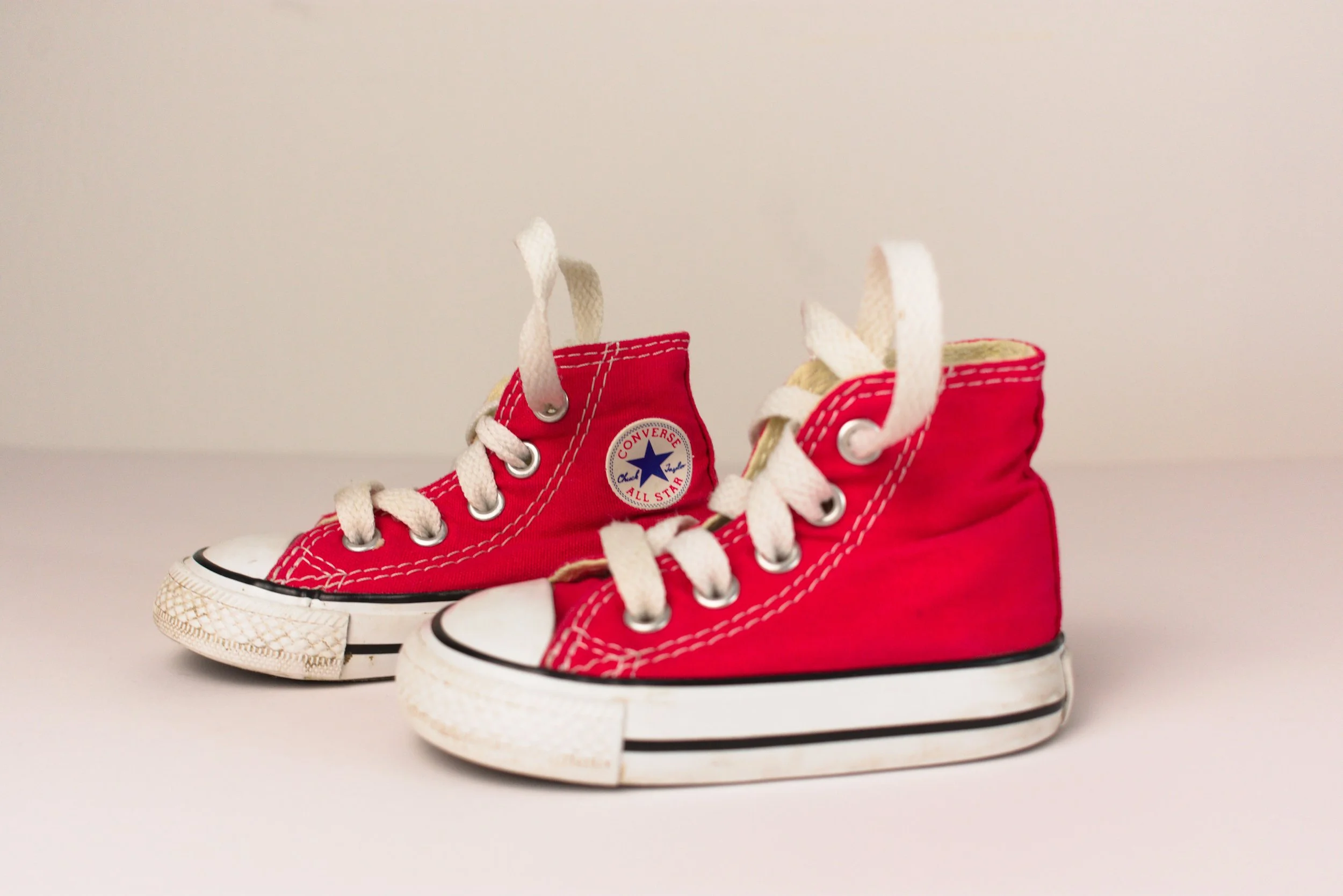 Converse red UK 3 5.jpg