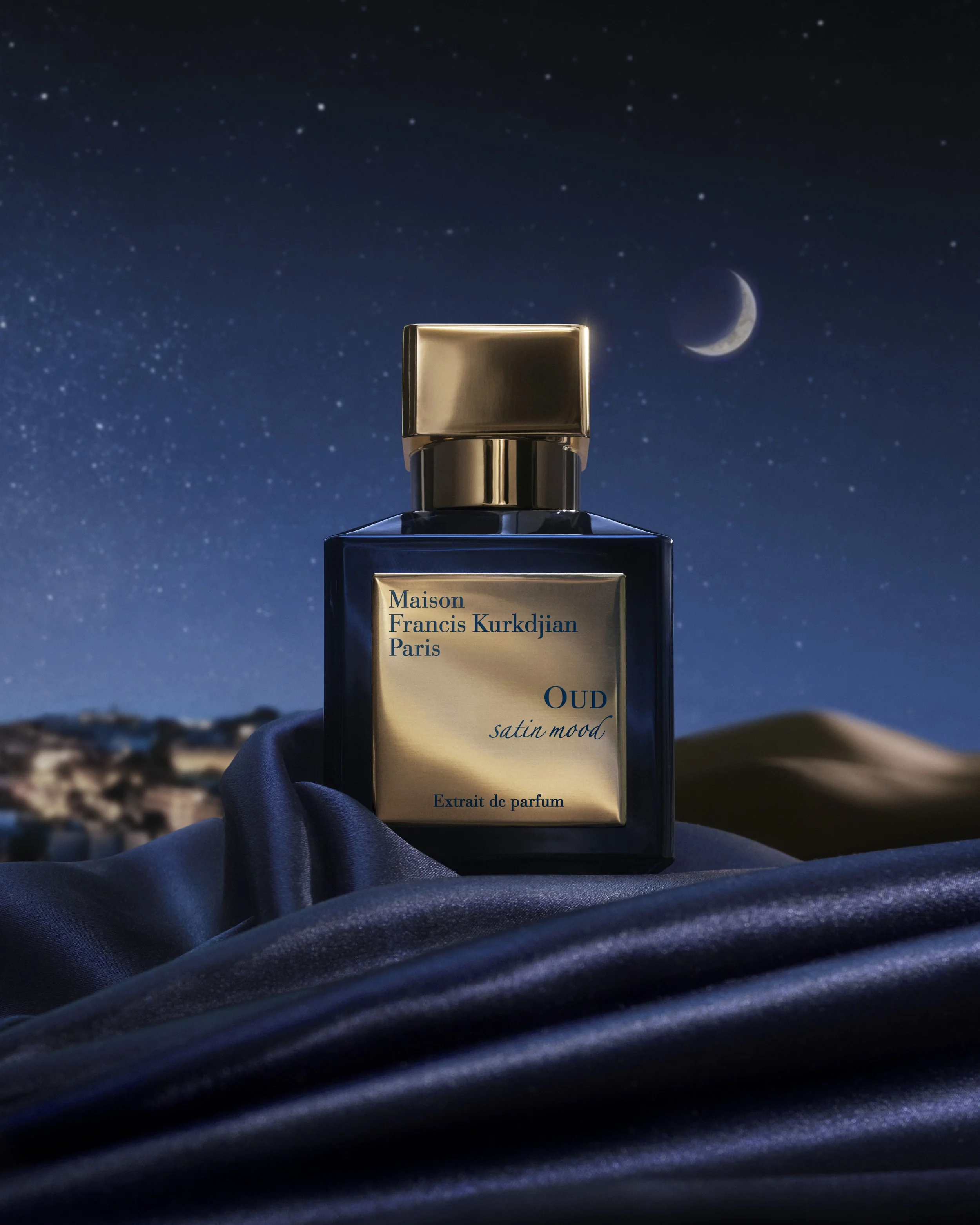 05_OUD_SATIN_EXTRAIT_8.16.jpg