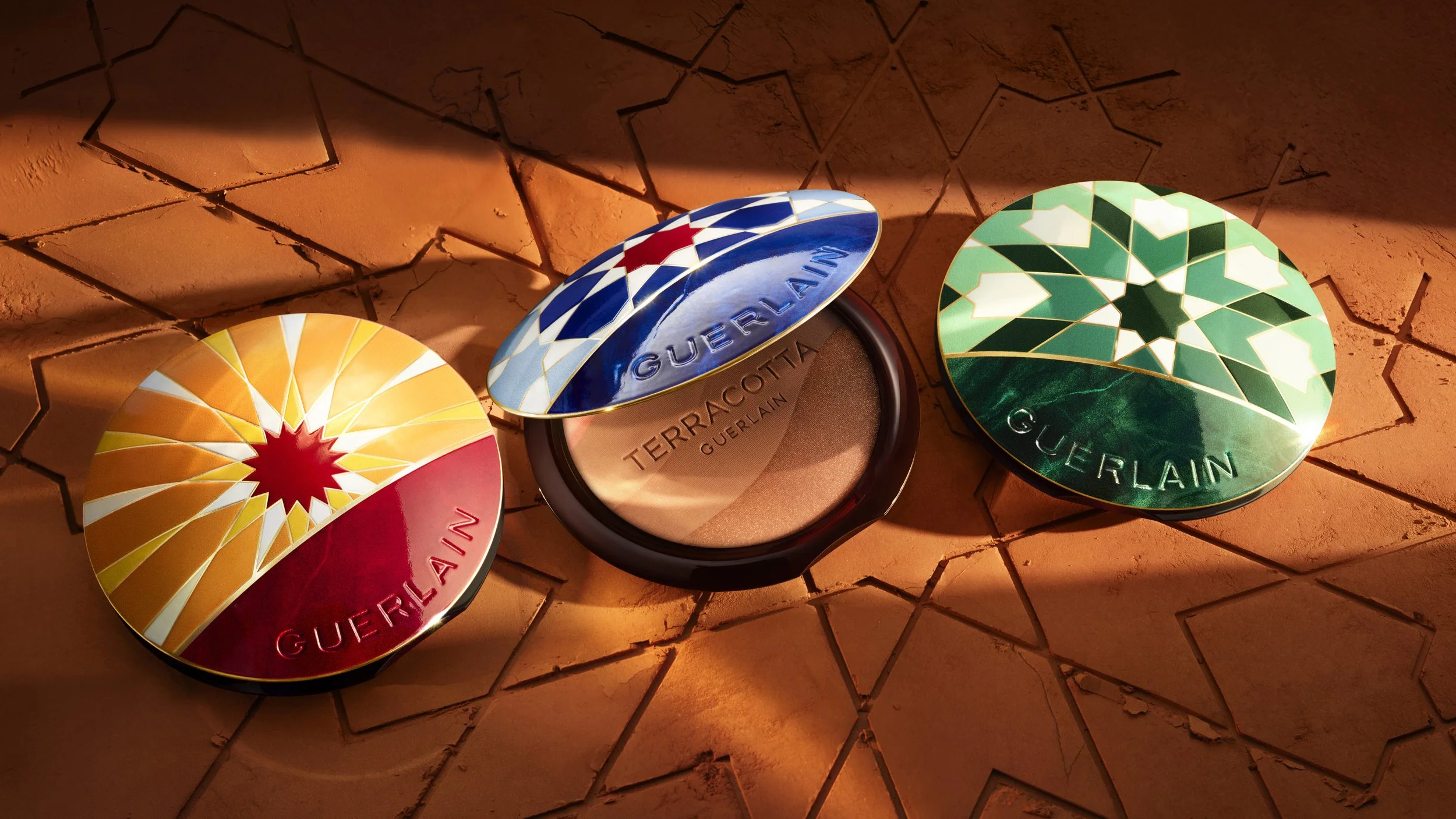 250320_GUERLAIN_TERRACOTA_DUNES_TRIO_01_6.11.jpg