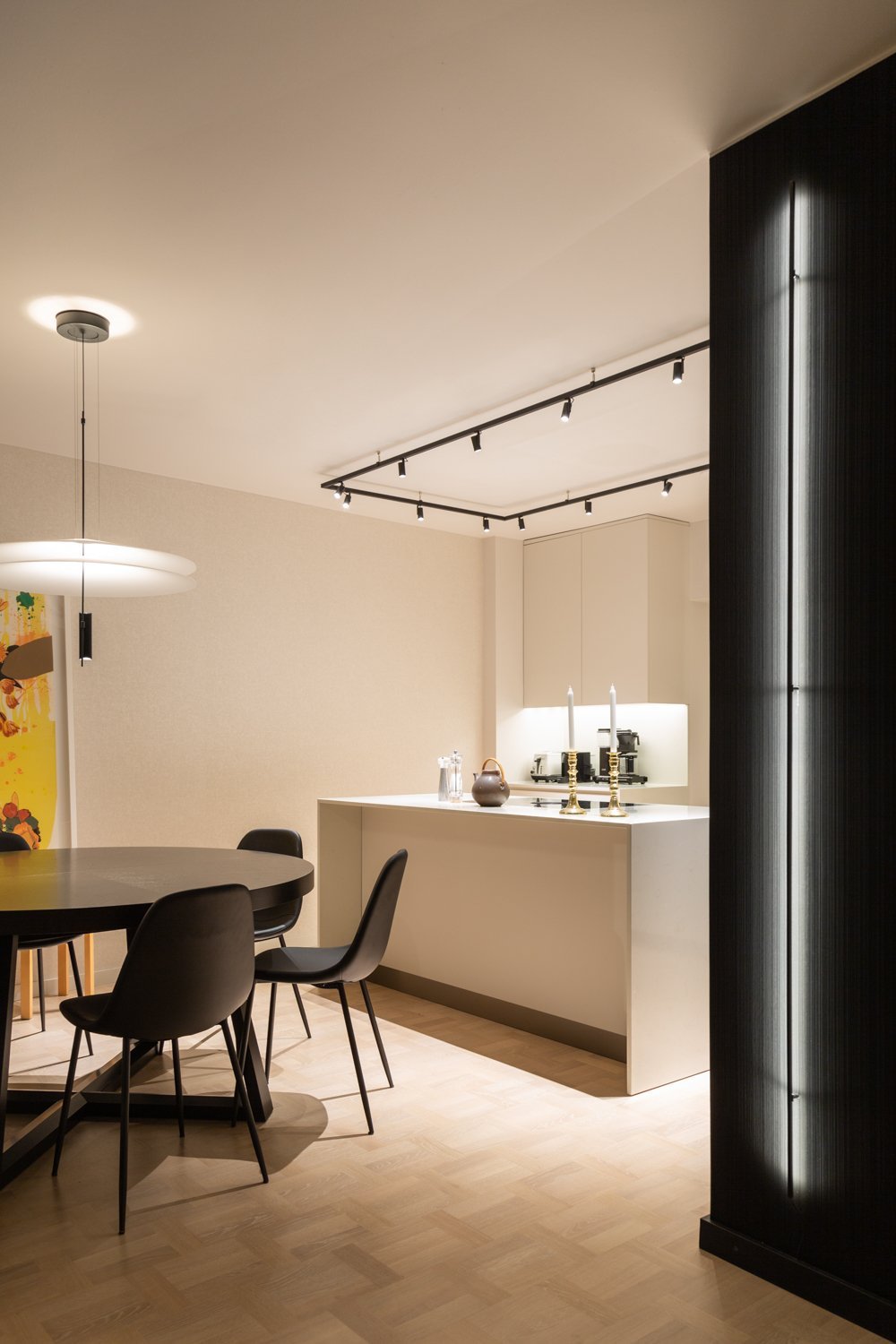 More than just a dining table, the Ova by Carola Rytsölä embodies refined taste and modern design, making it an ideal addition to any contemporary interior.