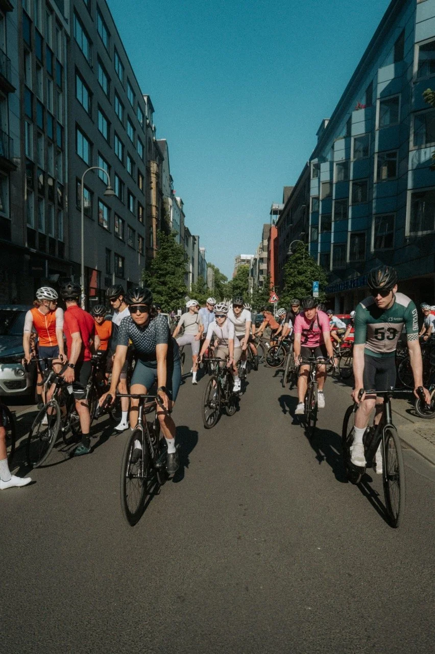 Groß (DDT KÖLN_By @paulinjnz00130).jpeg