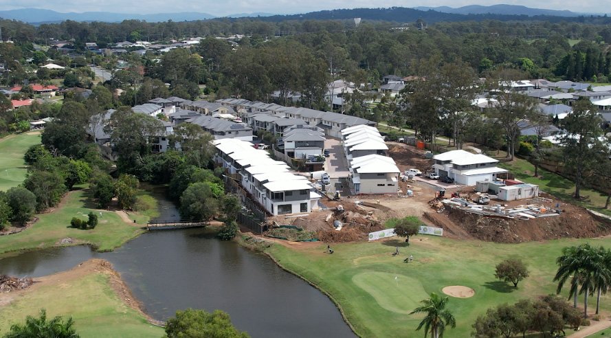 Brisbane Golf Course Lake.jpg