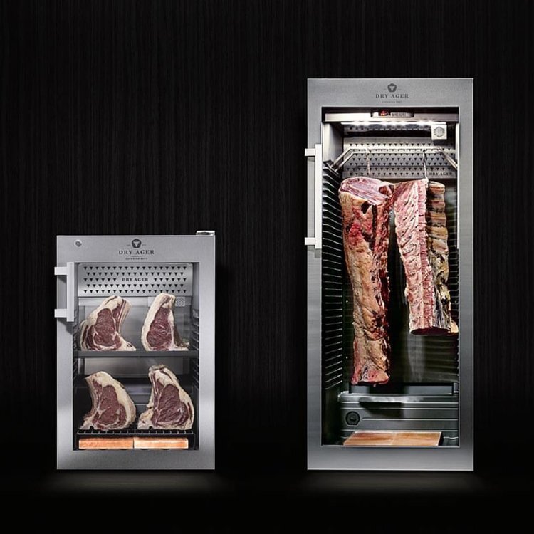 Dry Aged -raakakypsytys: Mitä on trendikäs Dry Aged liha? — PNM-Chipsters