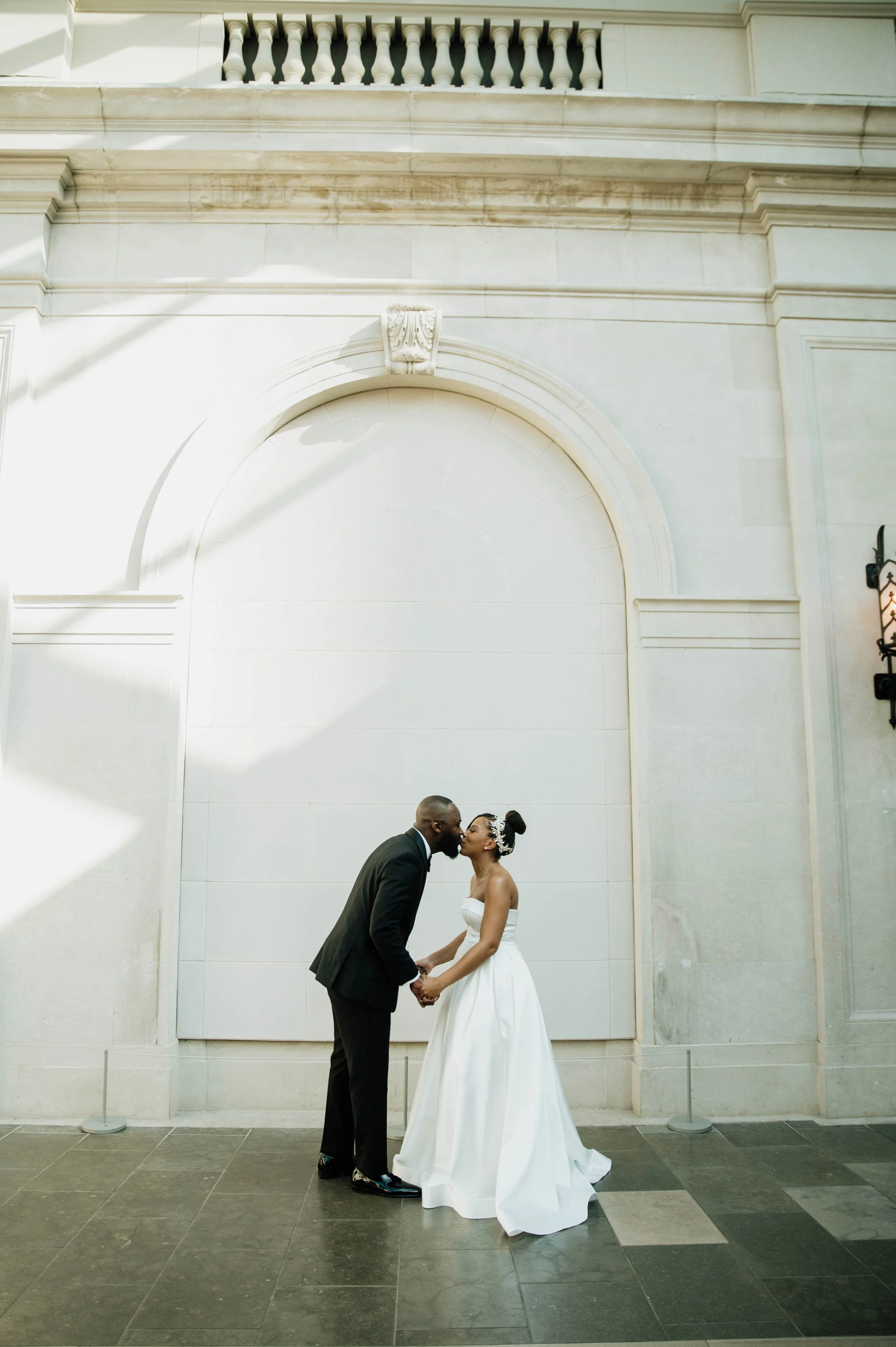 Columbus Museum of Art elopement micro wedding