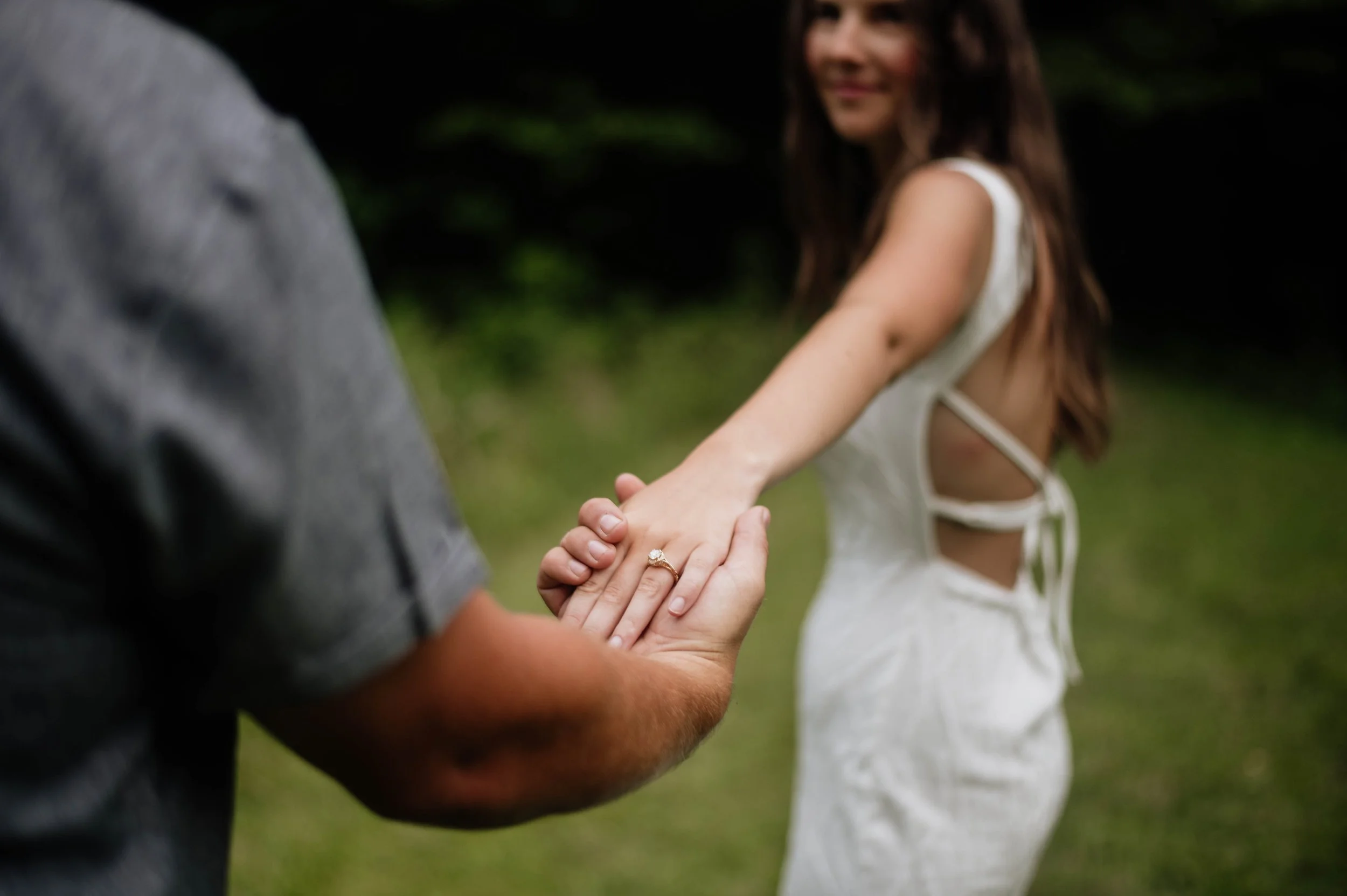 Steamy Engagement Session at Boch Hollow Hocking Hills