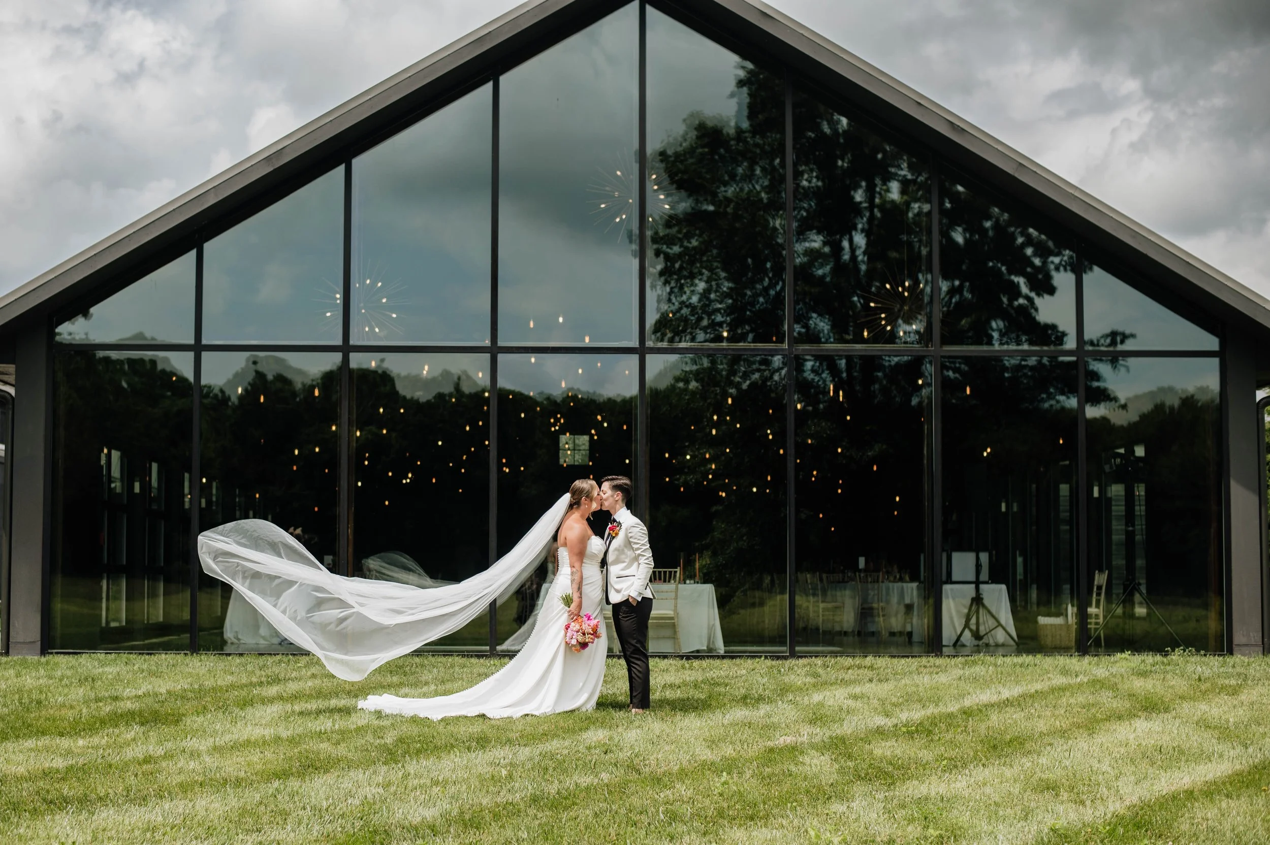 Queer LGBTQ wedding at Jorgensen Farm Oak Grove Barn