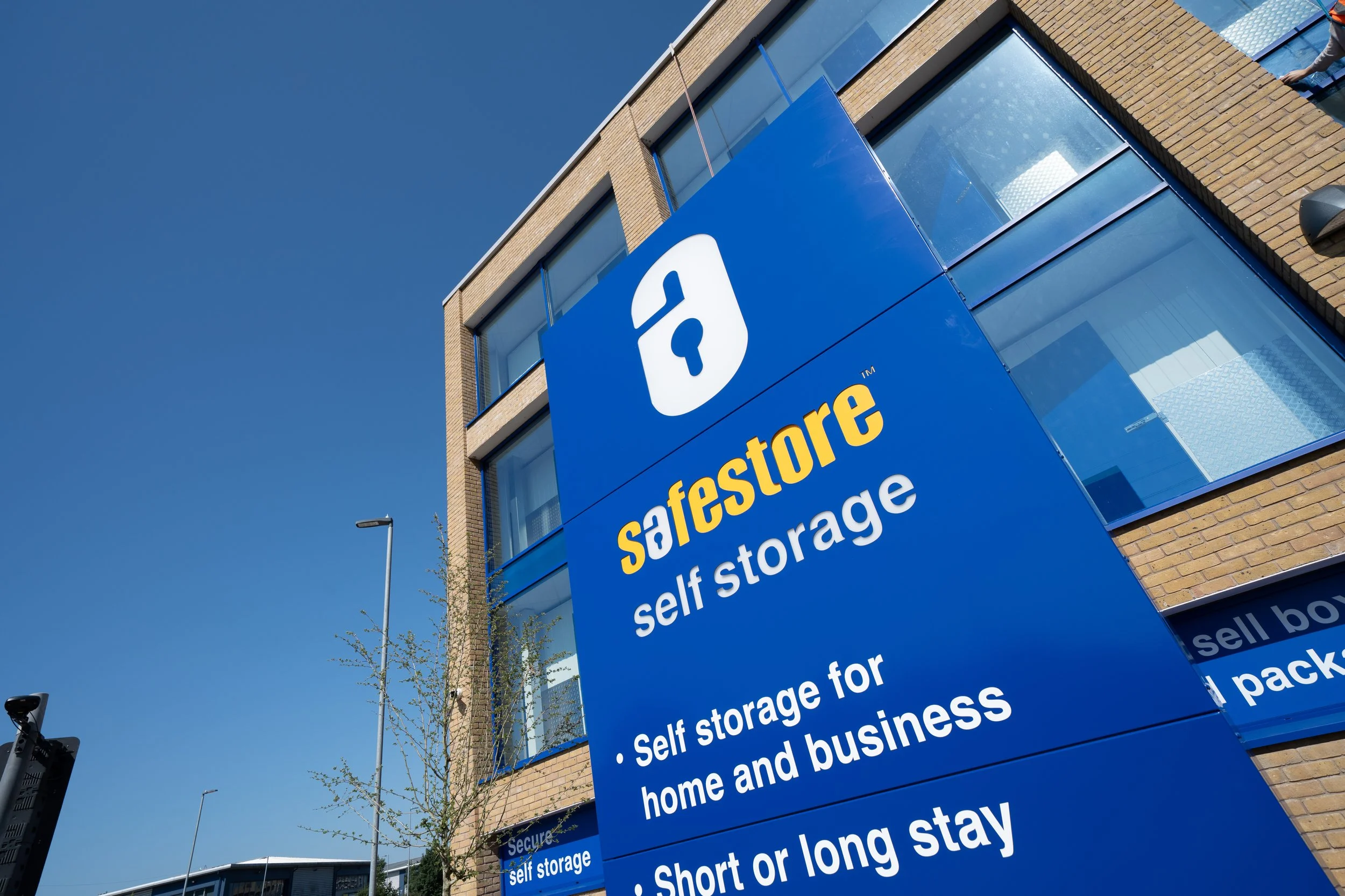 Safestore-Watford-21.jpg