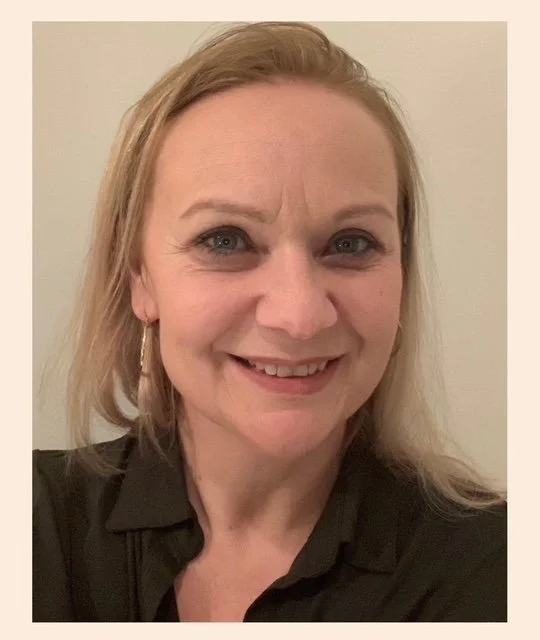 Gerda Bijker Lunova Psychology Vinkeveen Psychologist Counselor Coach EMDR Hypnotherapy Short-term Cognitive Solution-focused Therapy Stress Burnout Overstrain Anxiety Trauma Reintegration Panic HSP Illness Pain Low Self-esteem career coaching