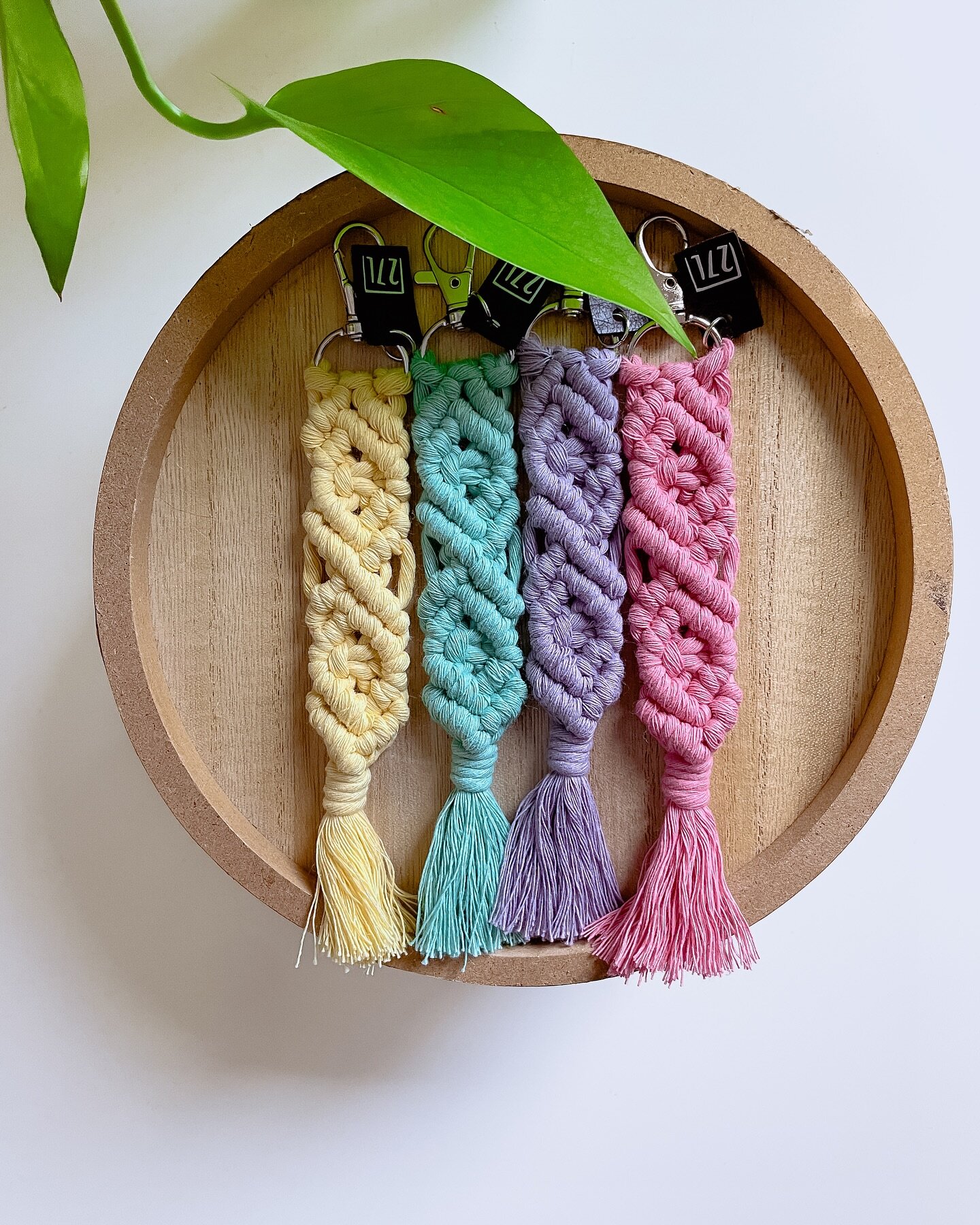 With Spring on its way, accessorize with some color! These colors are perfect for the season 😍 
💛🩵🩷💜

#27andlooming #macrame #macrameaccessories #handmade #craft #smallbusiness #fiberart #springcollection #giftideas #keychains #ncsmallbusiness #