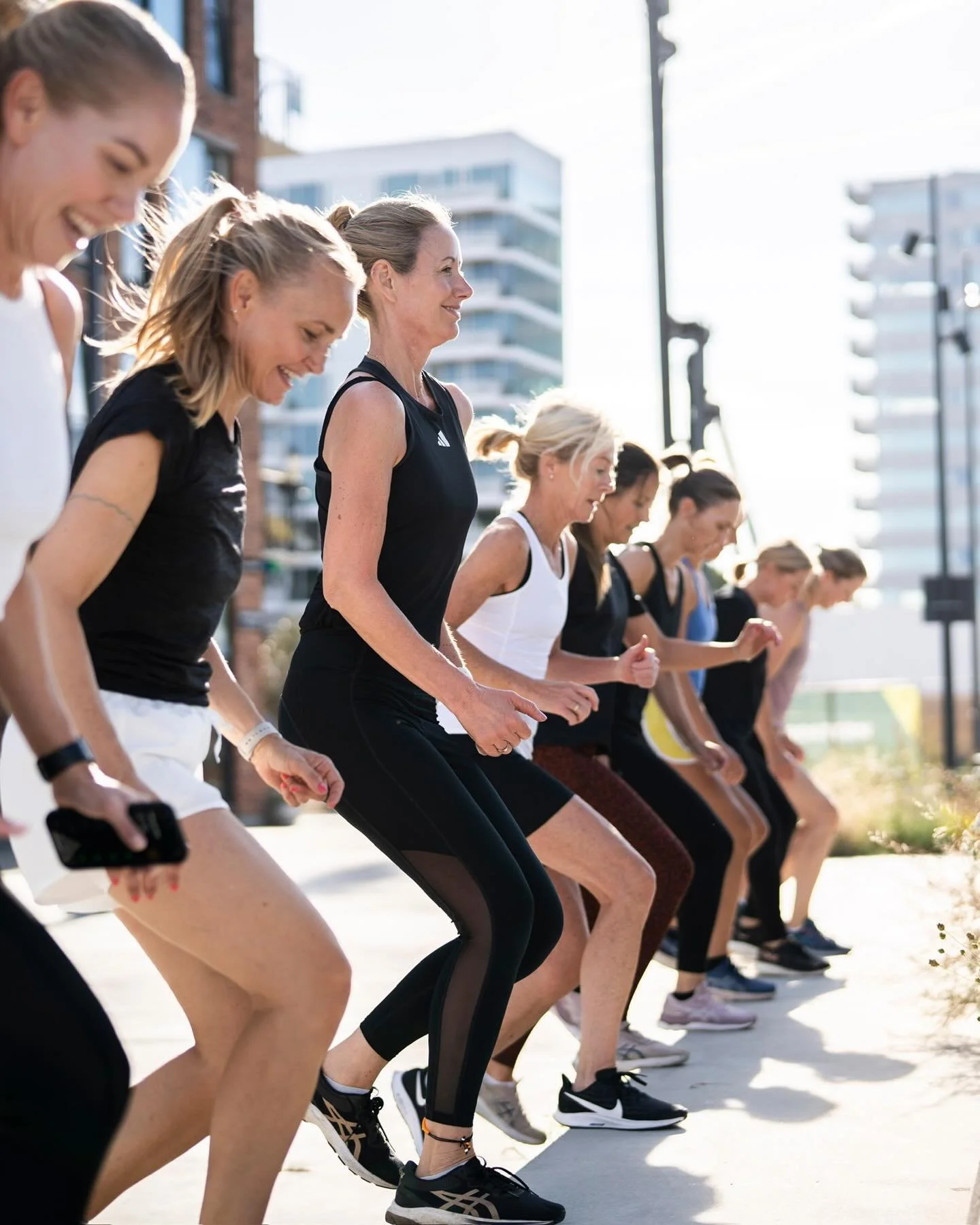 KomYOUnity - Dit studie for yoga, tr&aelig;ning &amp; social velv&aelig;re. 

S&aelig;t i gang🫶 En ny uge er startet og i KomYOUnity byder vi som altid p&aring; et bredt udvalg af sk&oslash;nne klasser til dig❤️

🧘&zwj;♀️Kom! Lav yoga med os! Vi ha