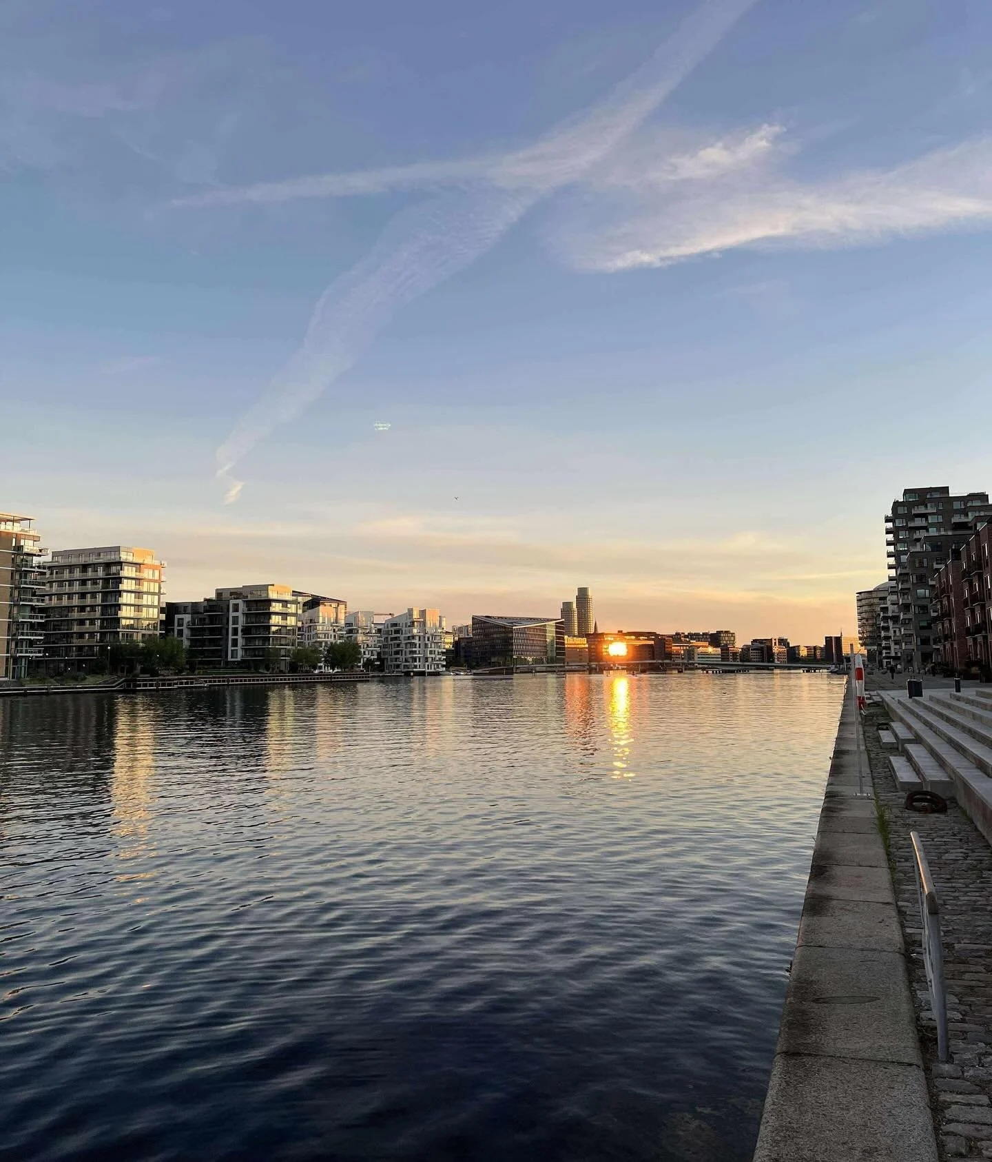 Solen skinner og vi er tilbage fra p&aring;skeferie med en sk&oslash;n holdplan til dig🧘&zwj;♀️🏋️❤️

Kender du ikke allerede KomYOUnity, eller har du en ven eller nabo som ikke kender os, s&aring; kan du eller vedkommende f&aring; en gratis pr&osla