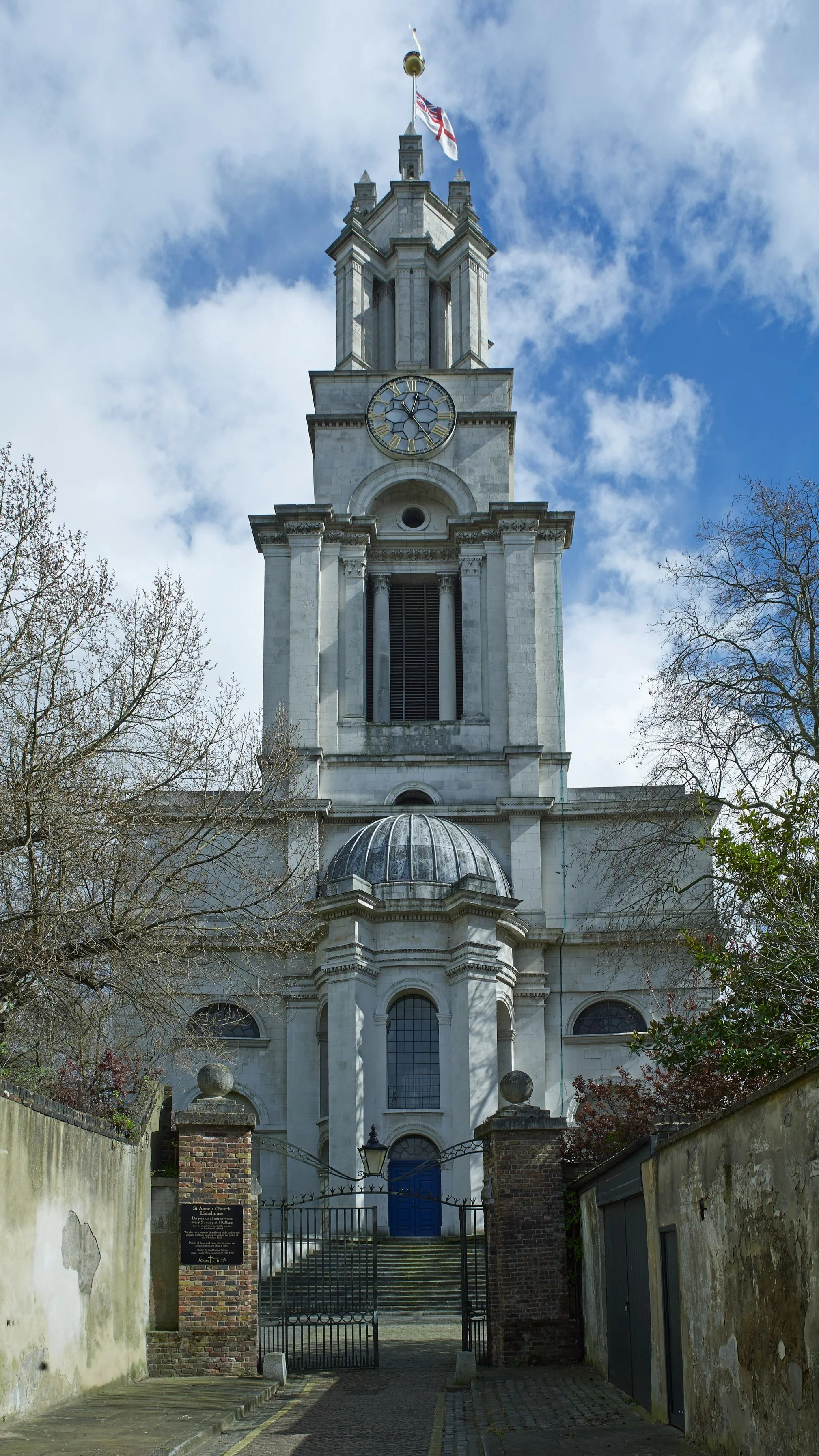 2.StAnneLimehouseWestFrontCF014873.jpg