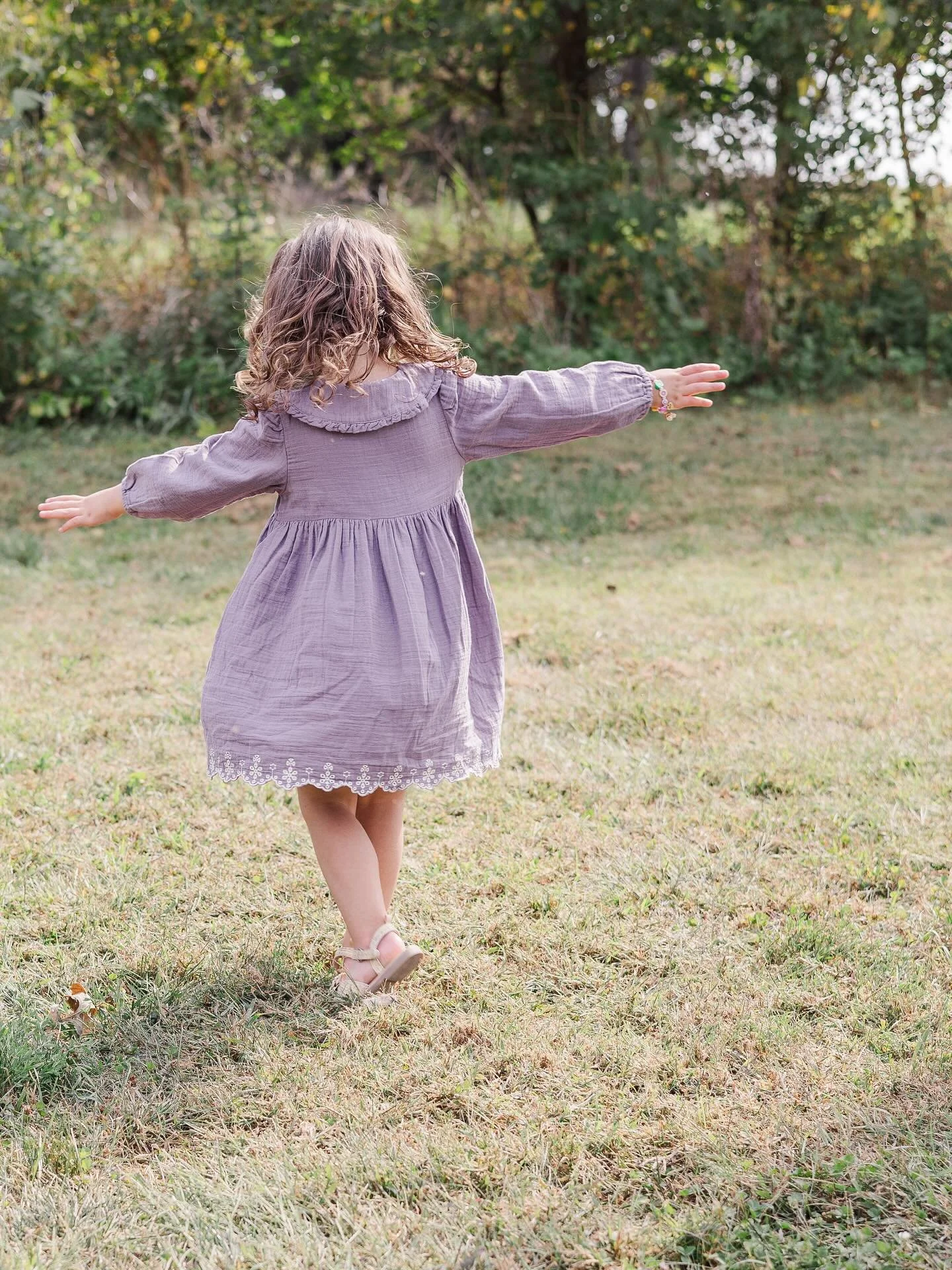 I honestly just love a twirling picture.