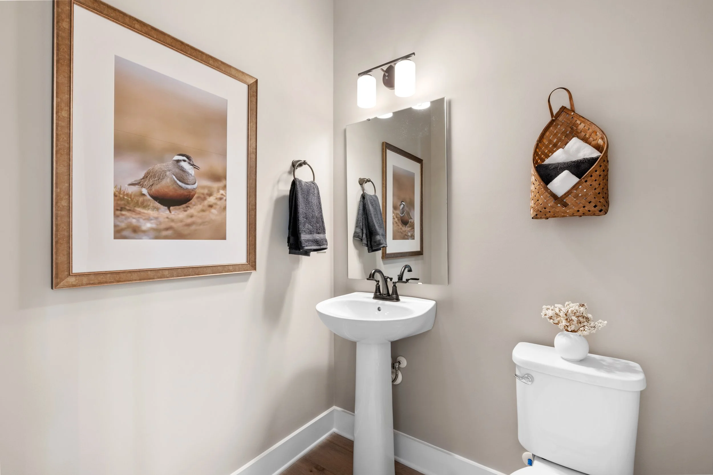 Lot 240 - Model-23.jpg