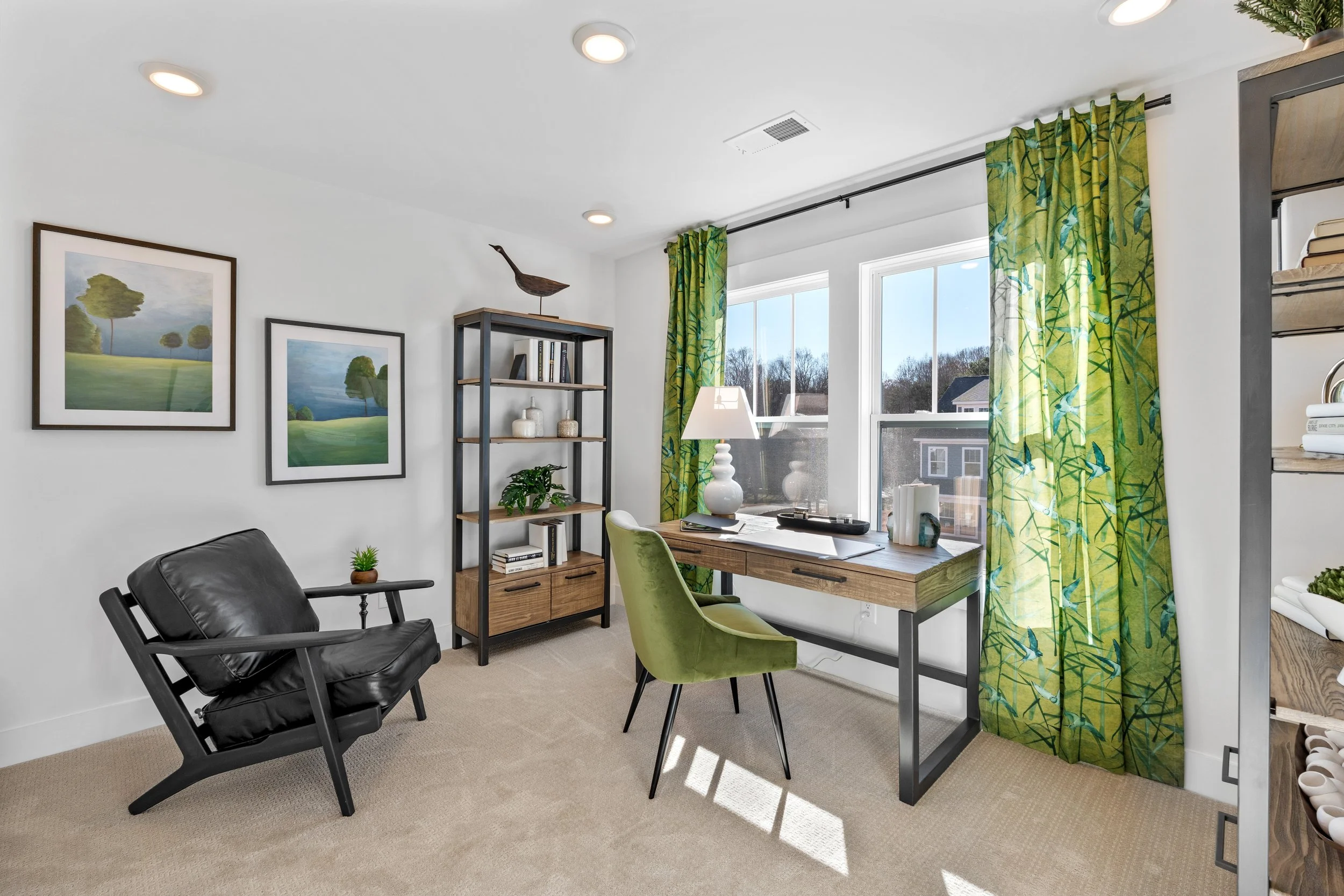 Lot 240 - Model-28.jpg