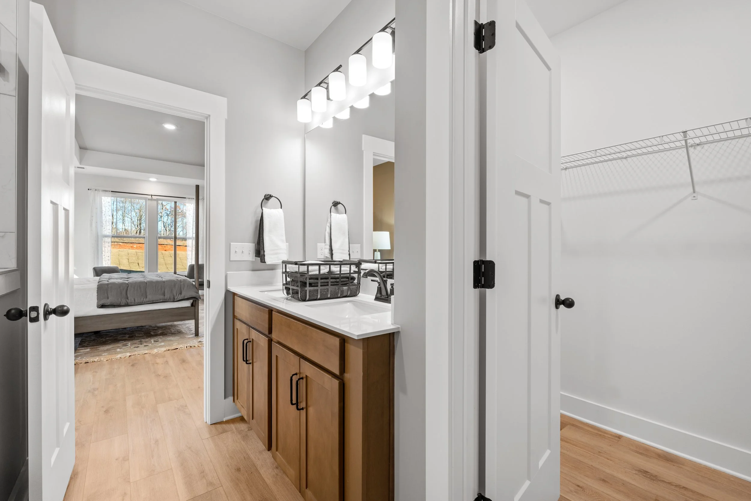 Lot 240 - Model-22.jpg