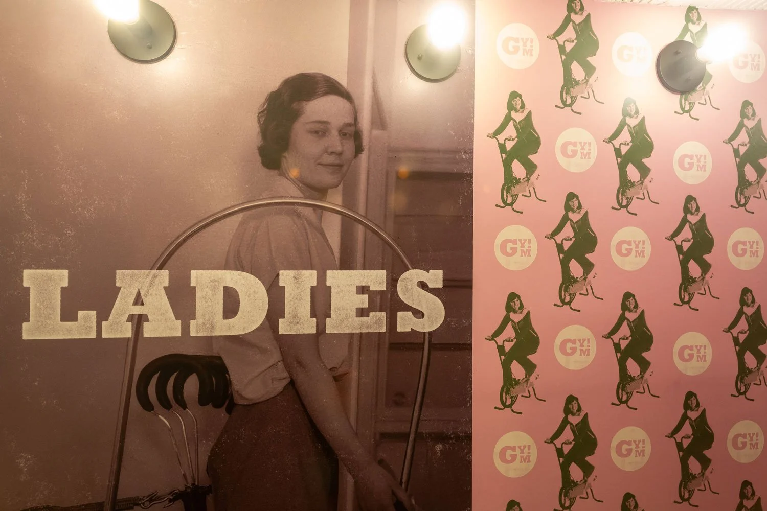 ladies-lockerroom.jpg