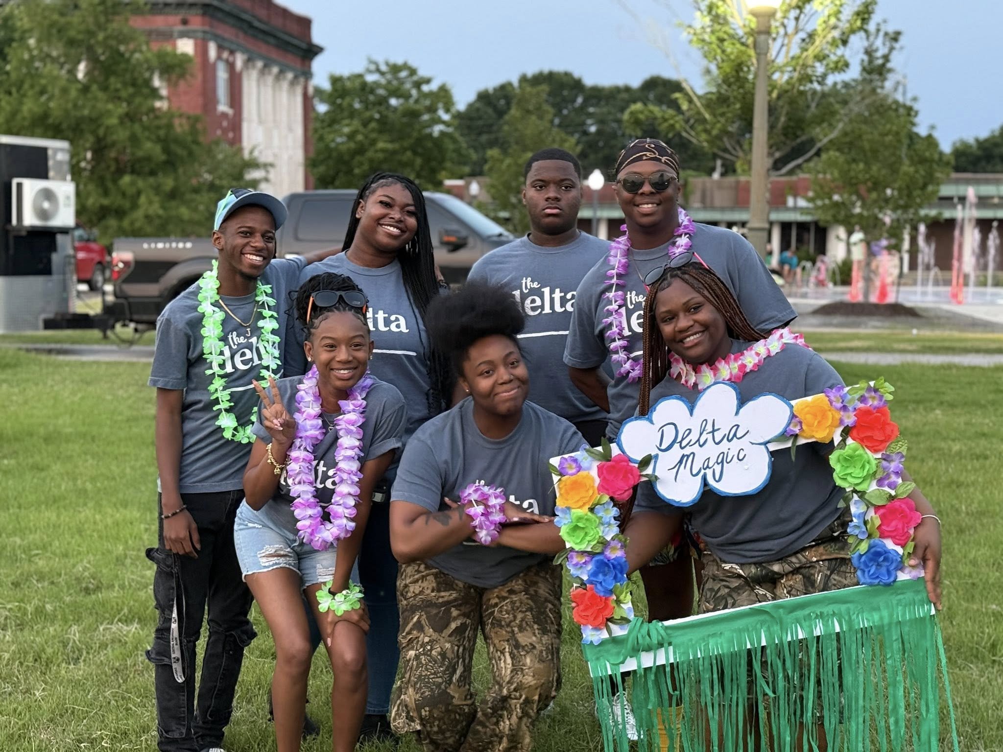 Rising Leaders Spark a Movement with Outdoor Movie Night 