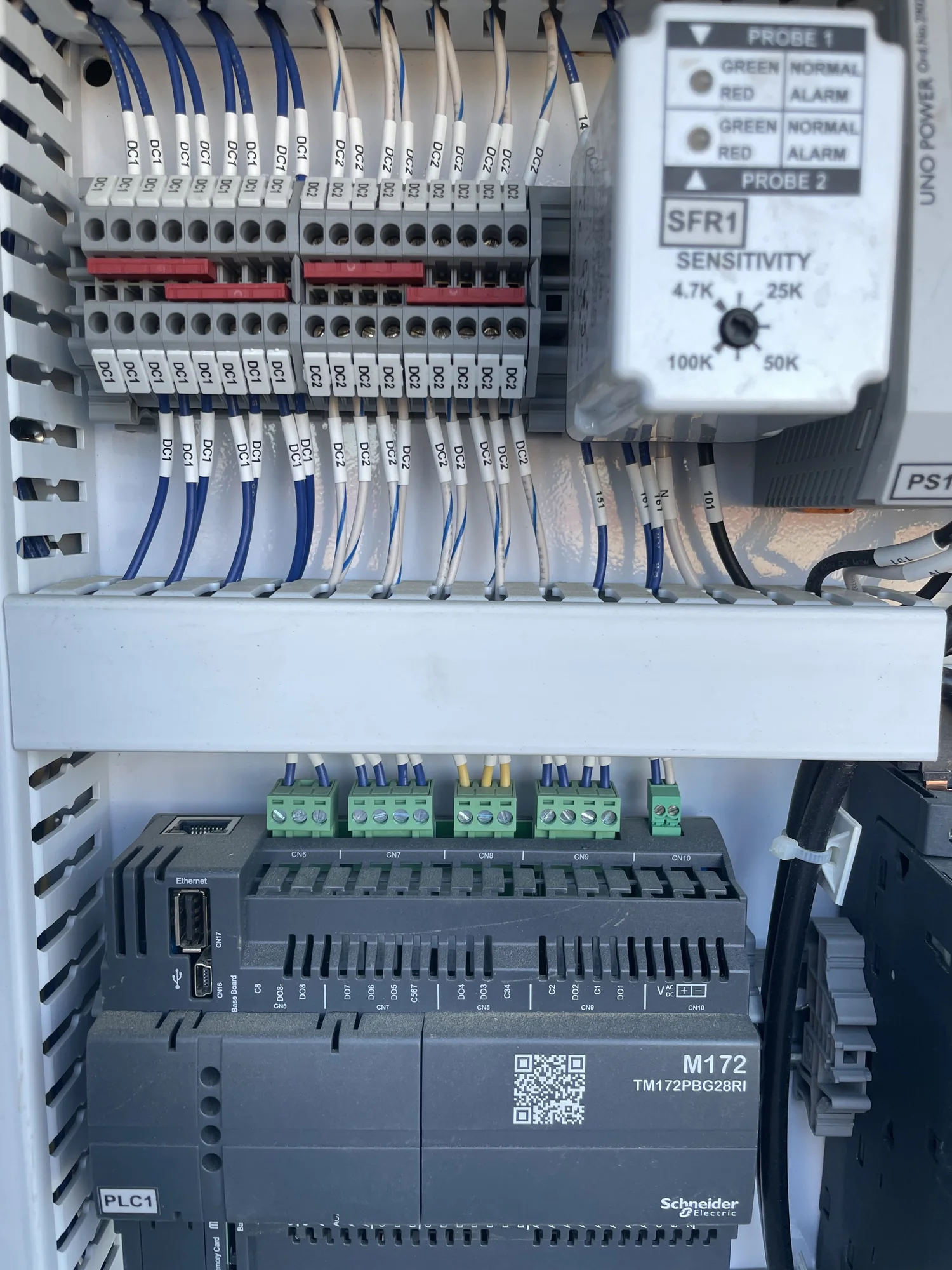 Pump control panel wiring and electrical components