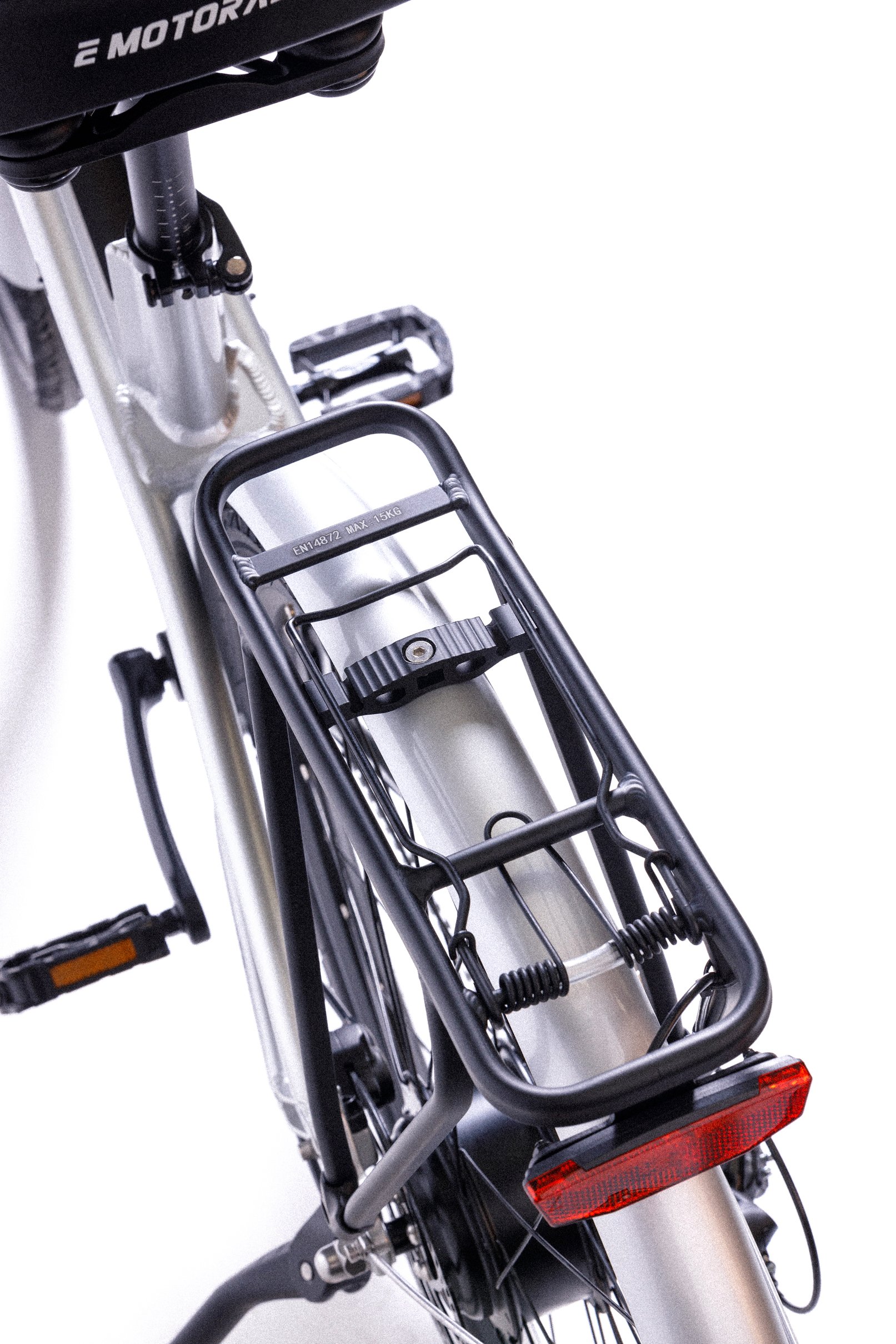 DXR_7491-2.jpg