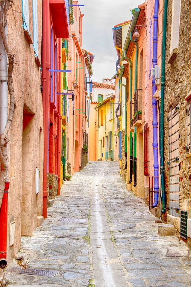 Calles-coloridas-de-Colliure.jpg