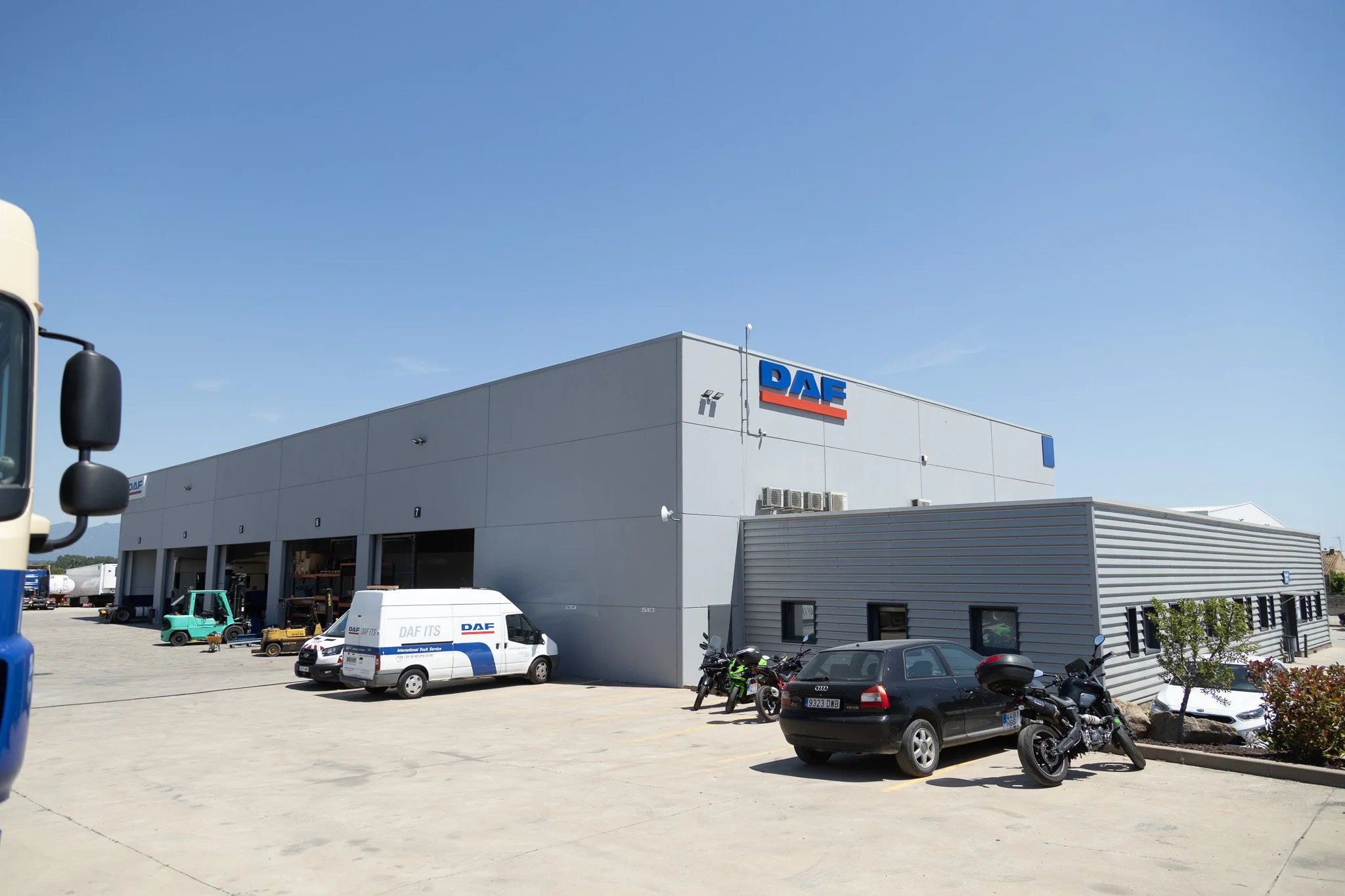DXR_3756.jpg