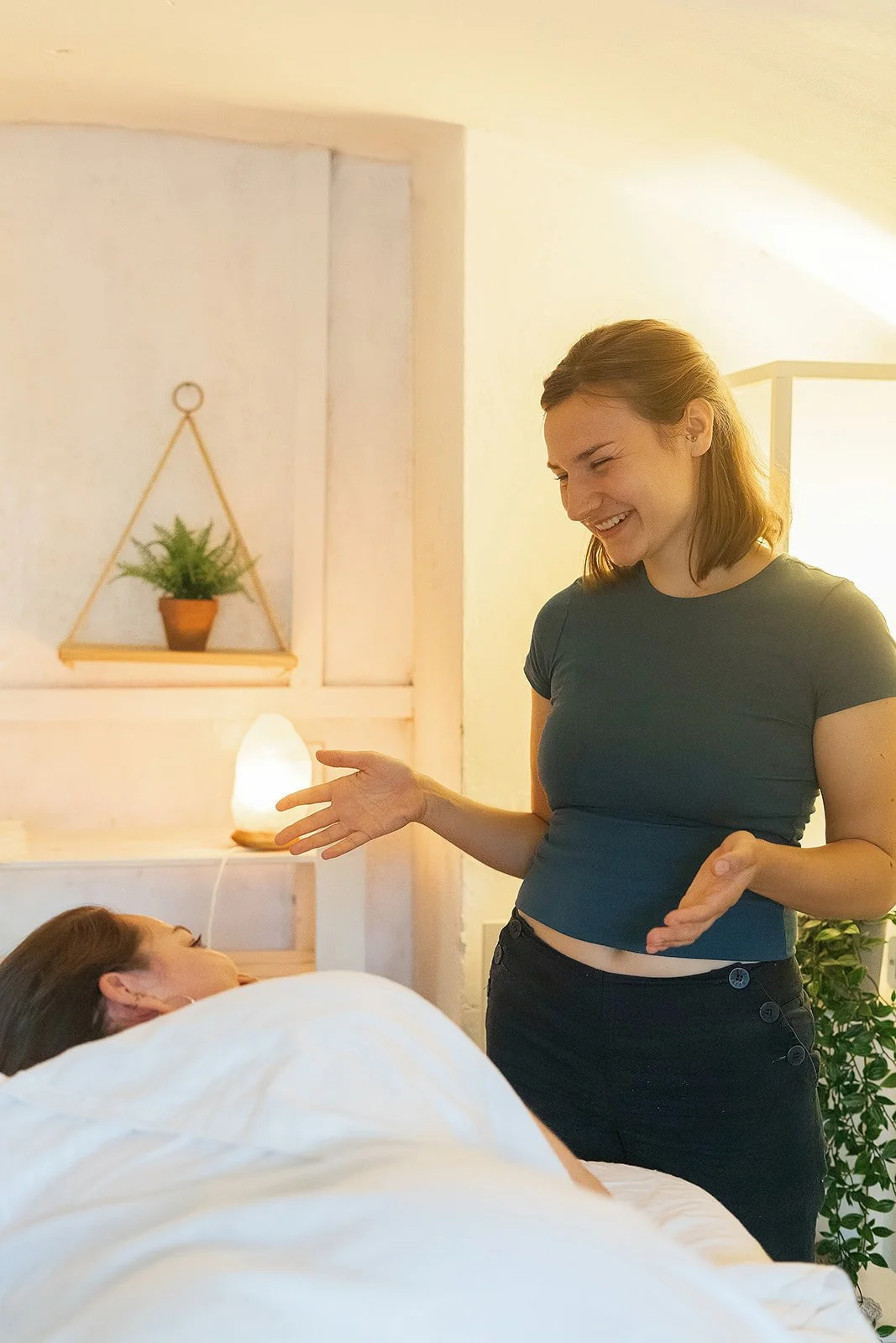 massage, holistic, complementary, relax, mental health, wellbeing, mind-body connection, unwind