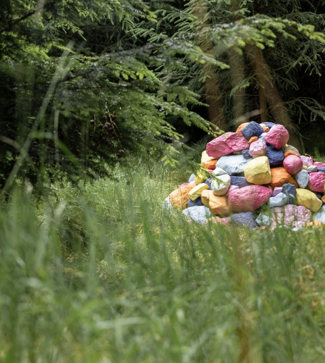 Wayfinder Coloured Cairn.png