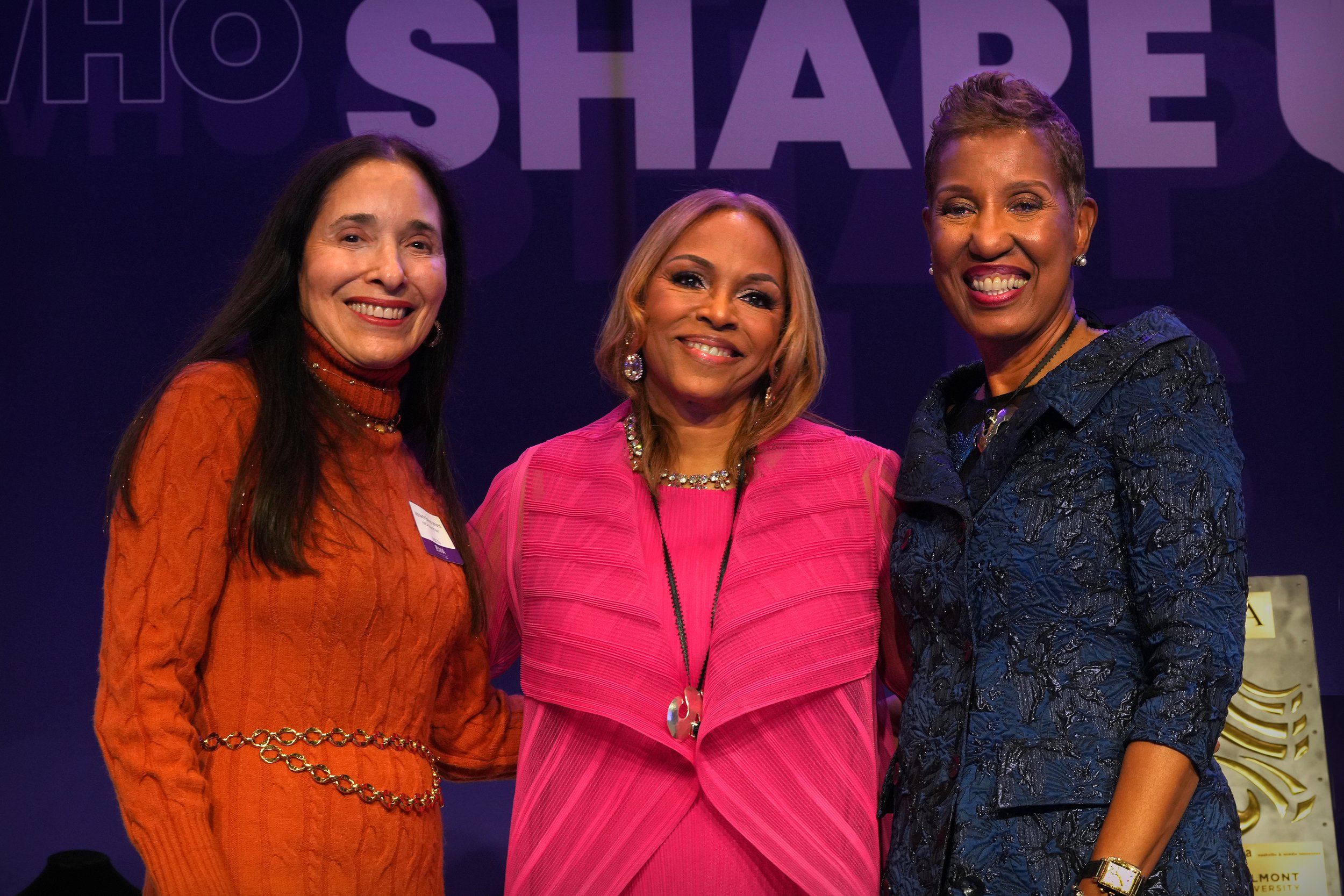 251028 YW AWA Whitfield-Story 3554.jpg