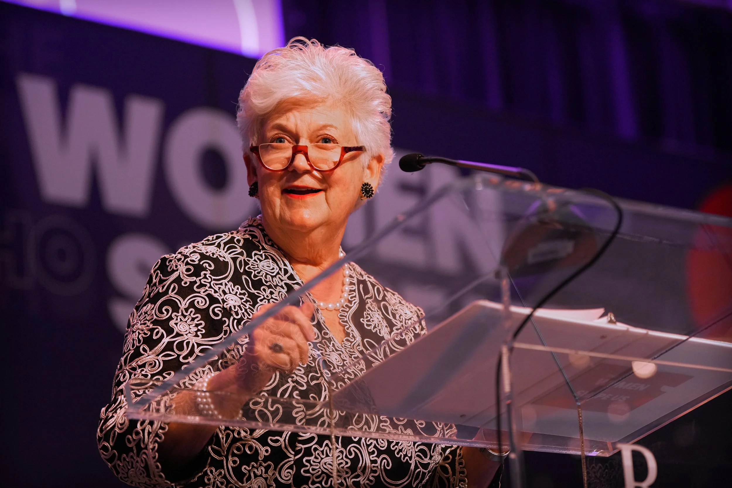 251028 33rd YWCA AWA Reynolds 3287.jpg