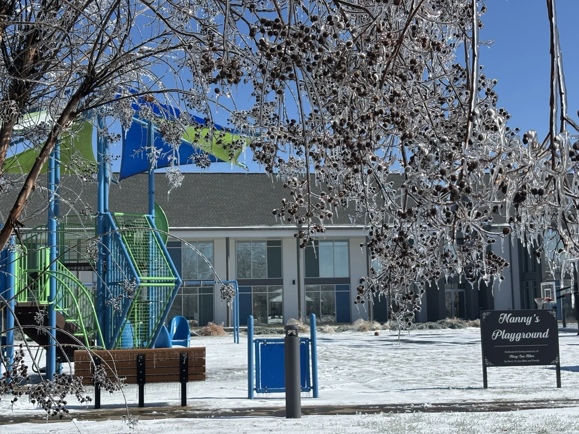 YWCA's Crisis & Support Helpline is Available 24/7