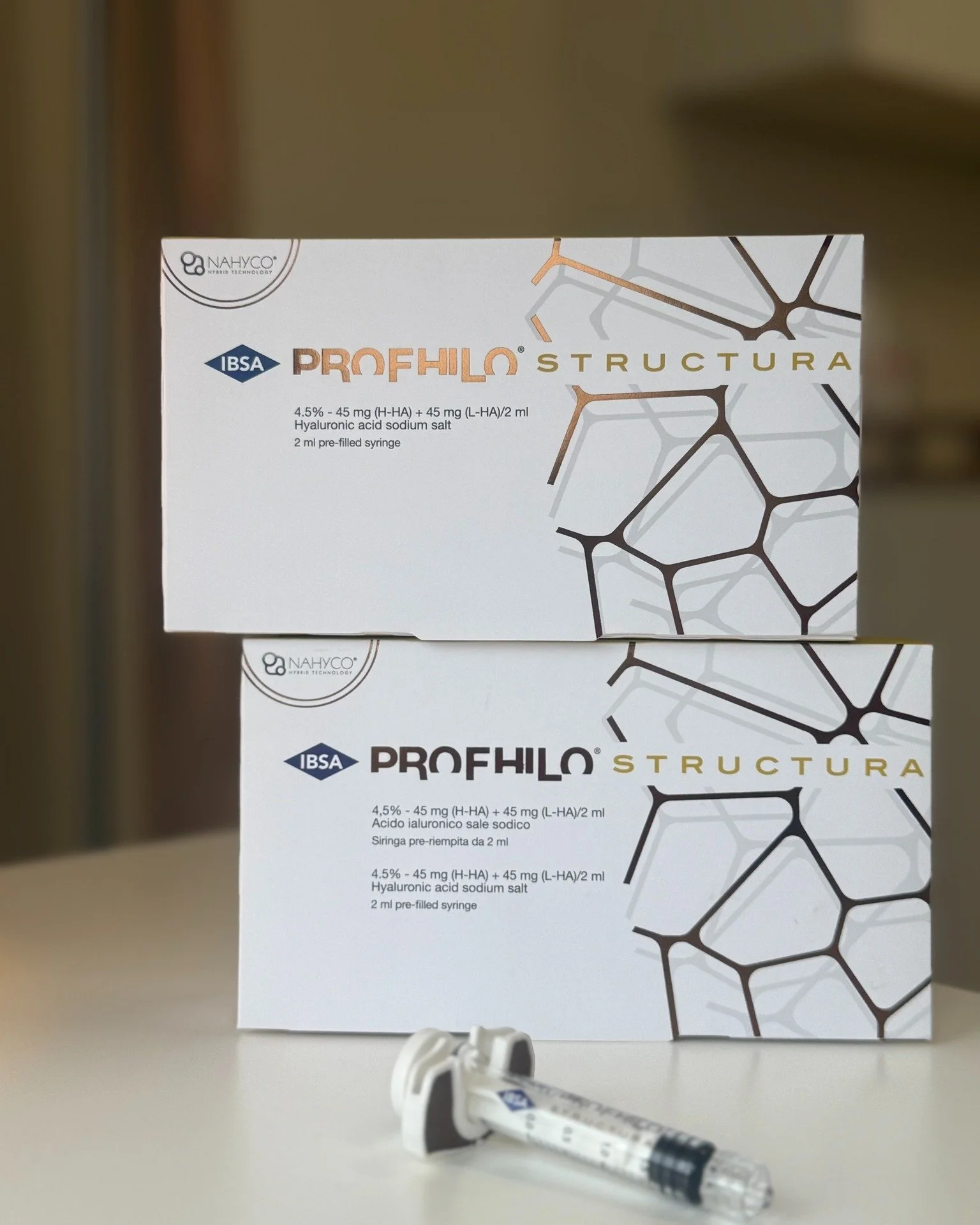 Tarjoamme laajan kattauksen erilaisia esteettisi&auml; ja medikaalisia hoitoja eri tarpeisiin, joilla pyrimme parantamaan ihosi ulkon&auml;k&ouml;&auml;, laatua ja terveytt&auml;, sek&auml; ennaltaehk&auml;isem&auml;&auml;n ja hoitamaan ik&auml;&auml