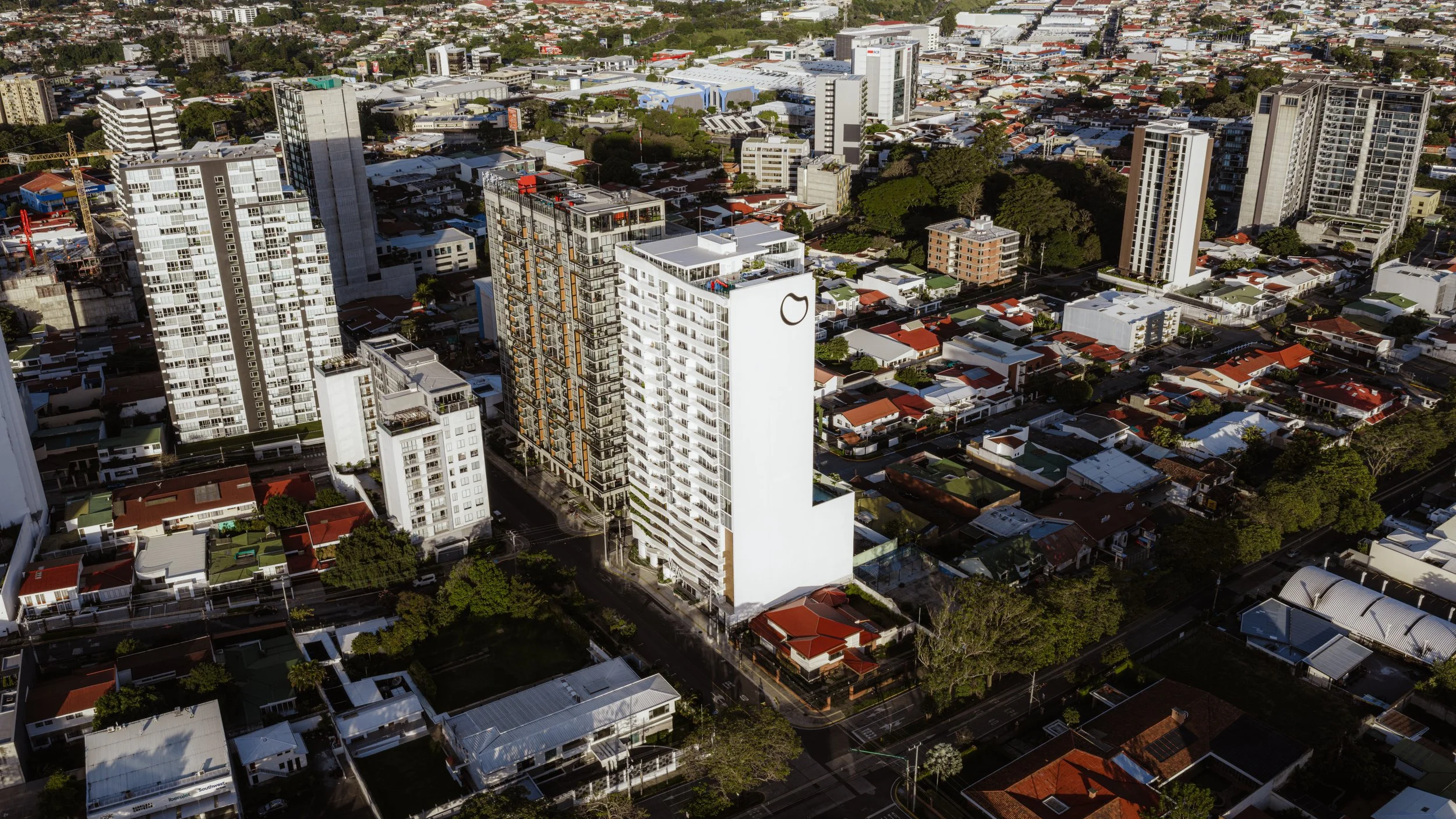 Velo-Nunciatura-SaballosArquitectos-Alvarofonseca-DepthLens-Drone-28.jpg