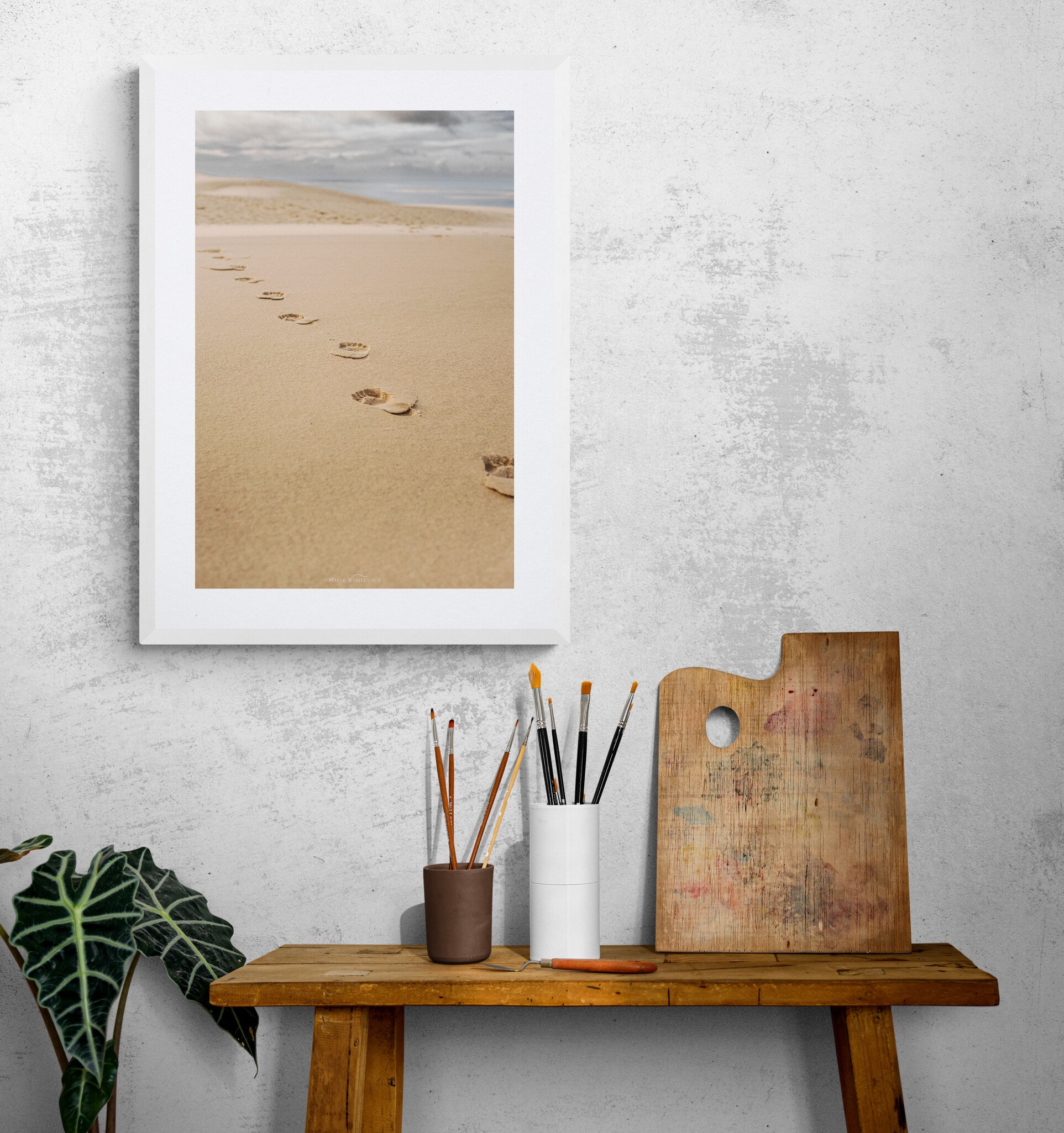 artists-side-table-with-brushes-and-palette.jpg