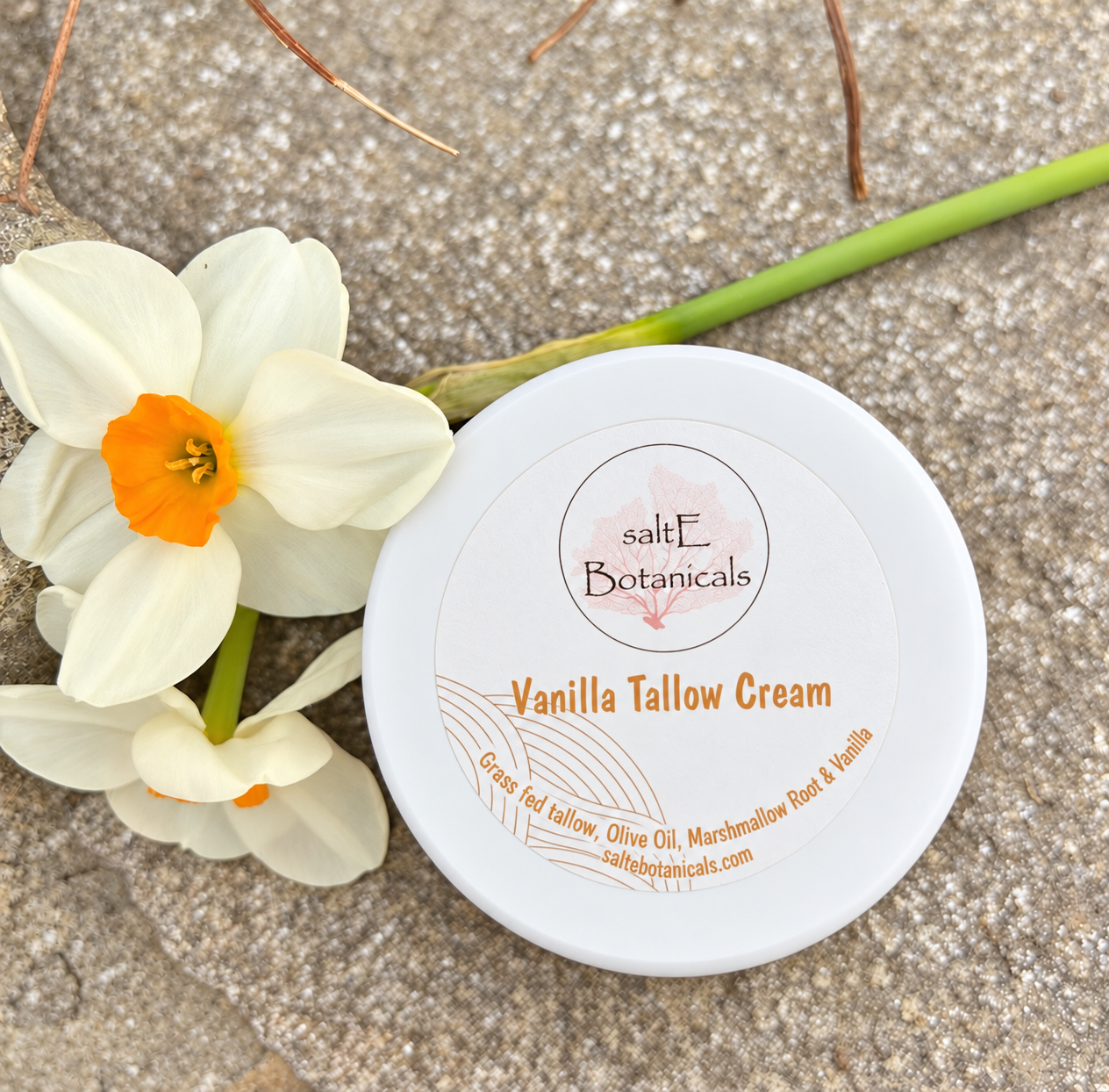 Vanilla Tallow Cream with Daffodils.png