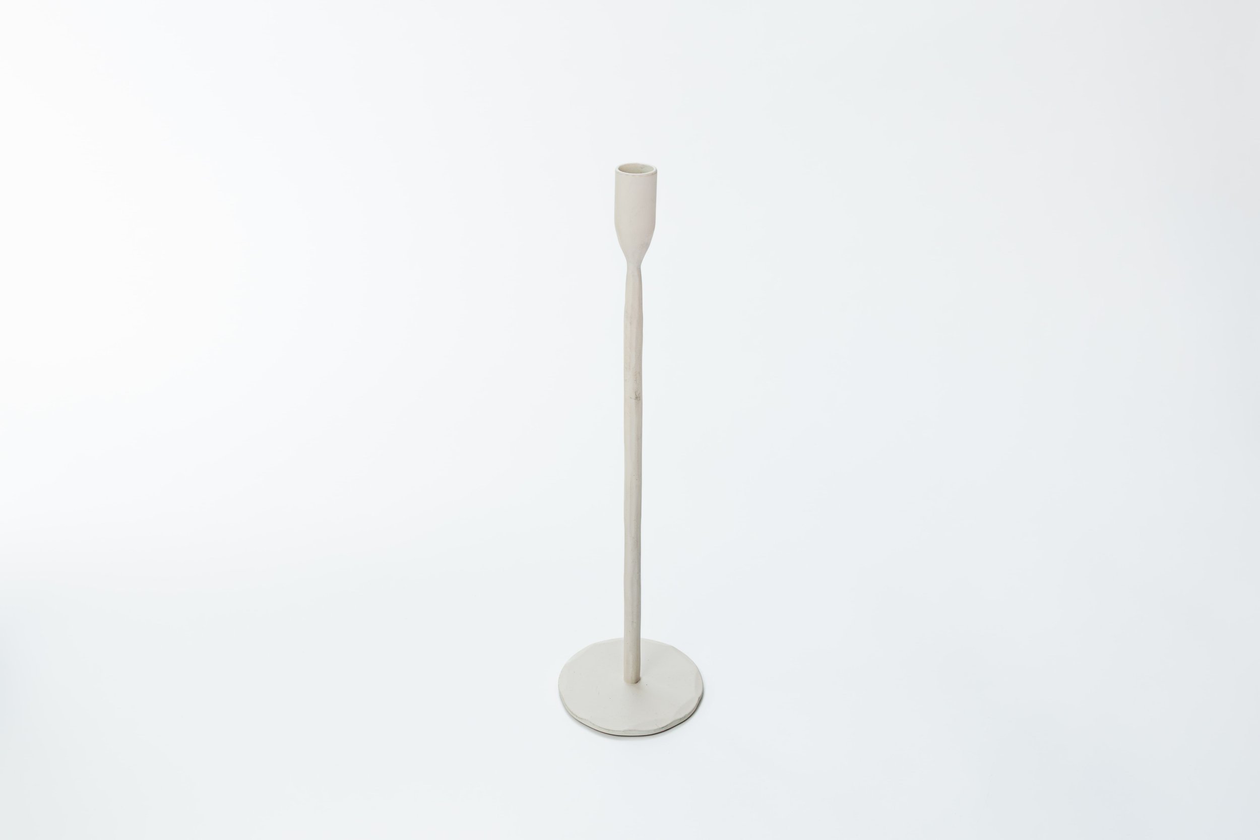 Witte vloerstandaard met bekerhouder en beker