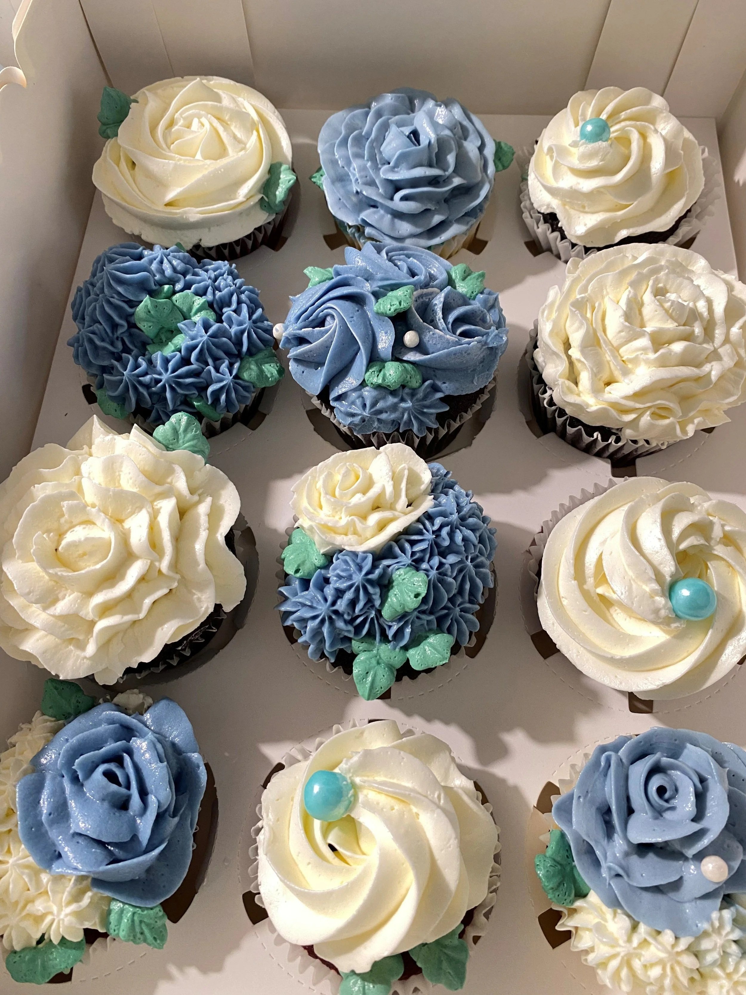 Floral Bridal Shower Cupcakes 