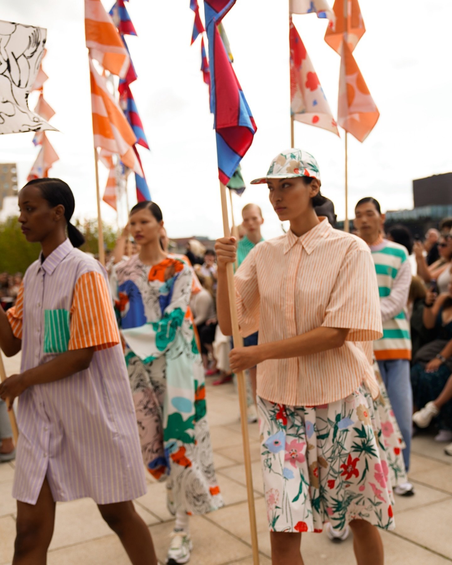 &ldquo;A Parade of Flowers&rdquo;
moments at Marimekko SS25

@marimekko @cphfw