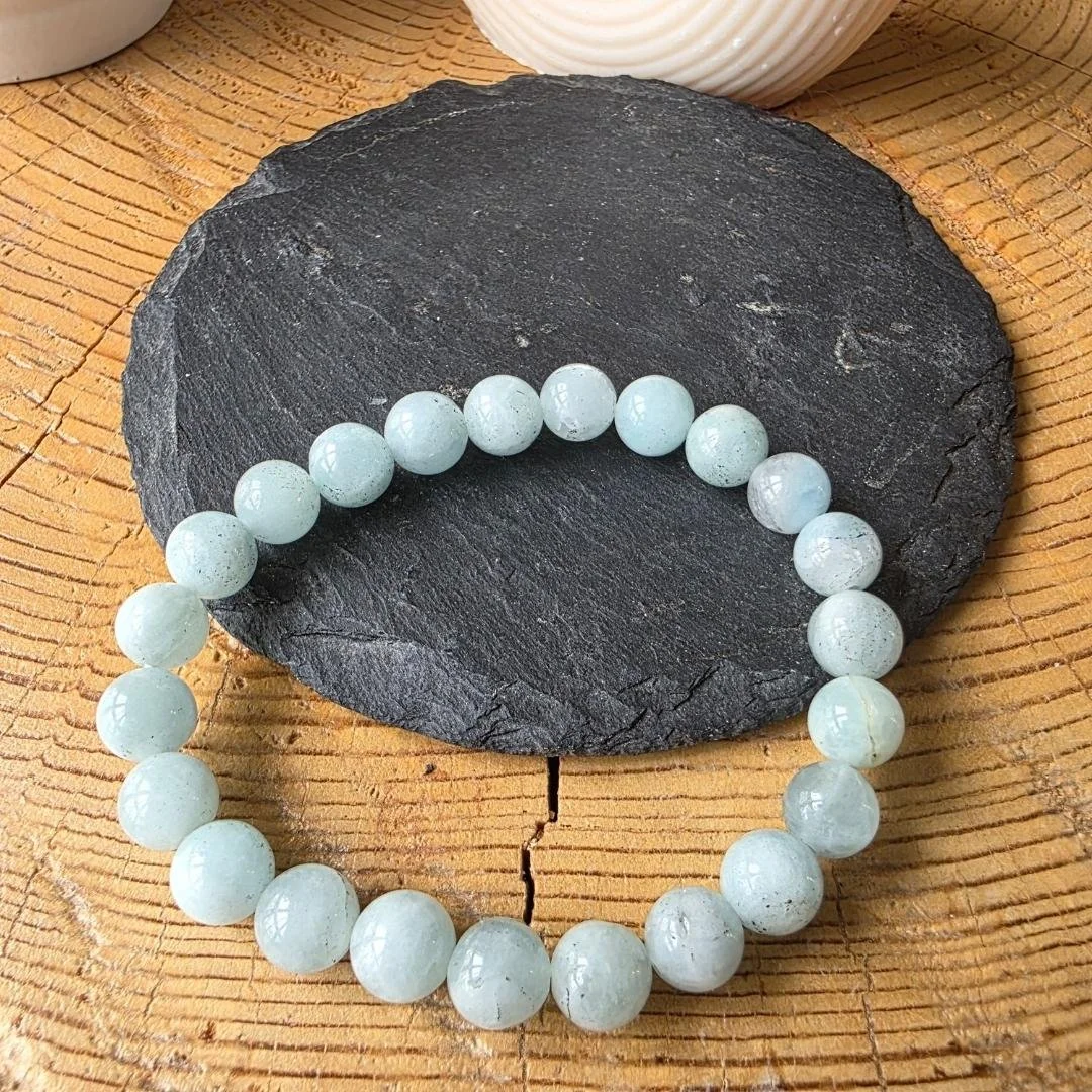 Geschenkbox mit Aquamarin Armband Thalassa als Präsentidee