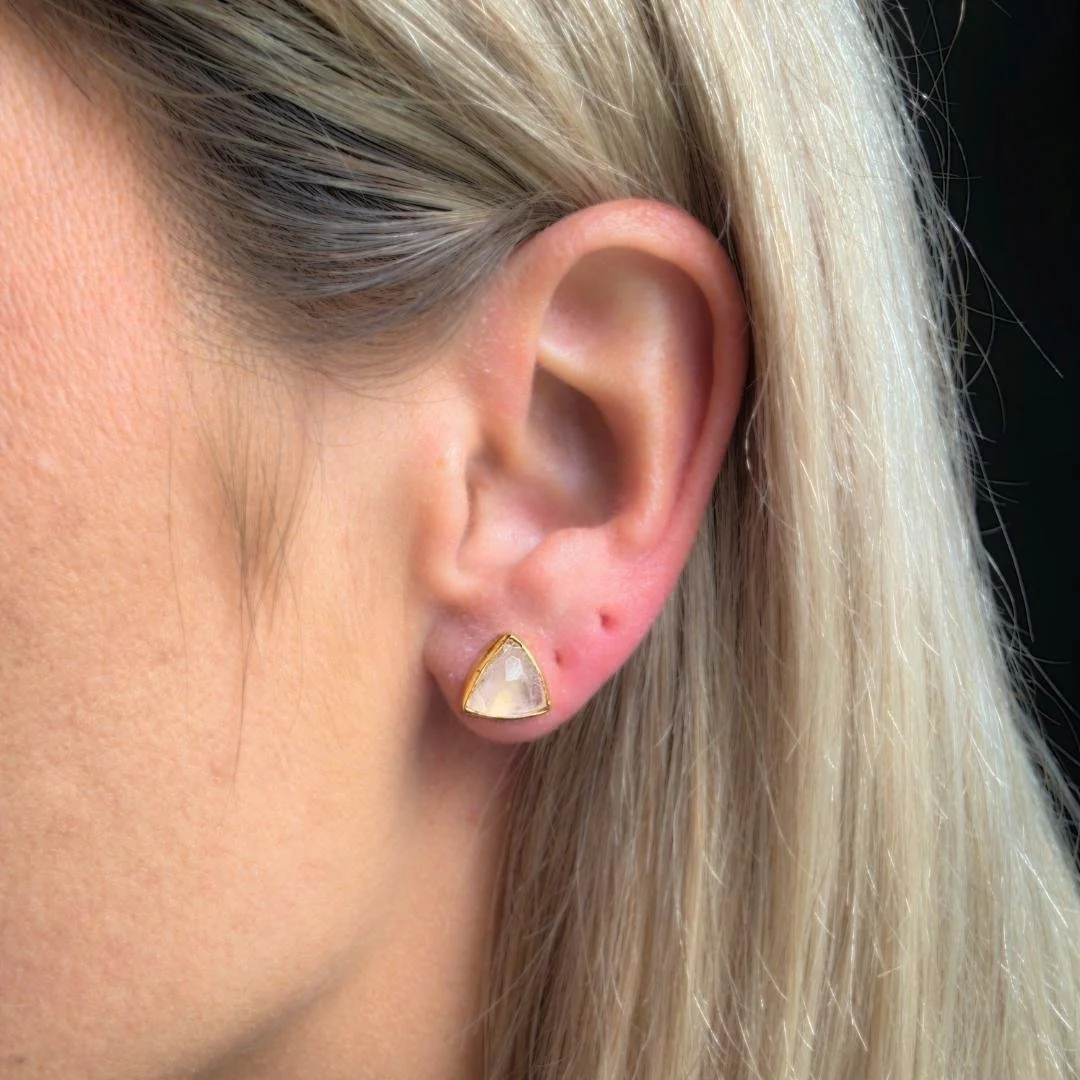 Rosenquarz Geburtsstein Ohrringe – Feine Ausstrahlung