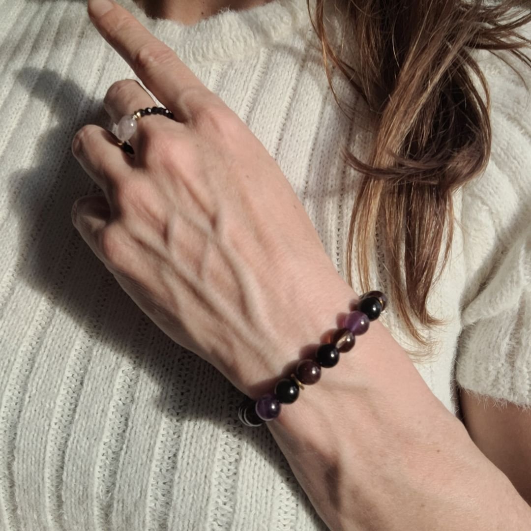 wunderschöne Amethystarmbänder bei Nelglow