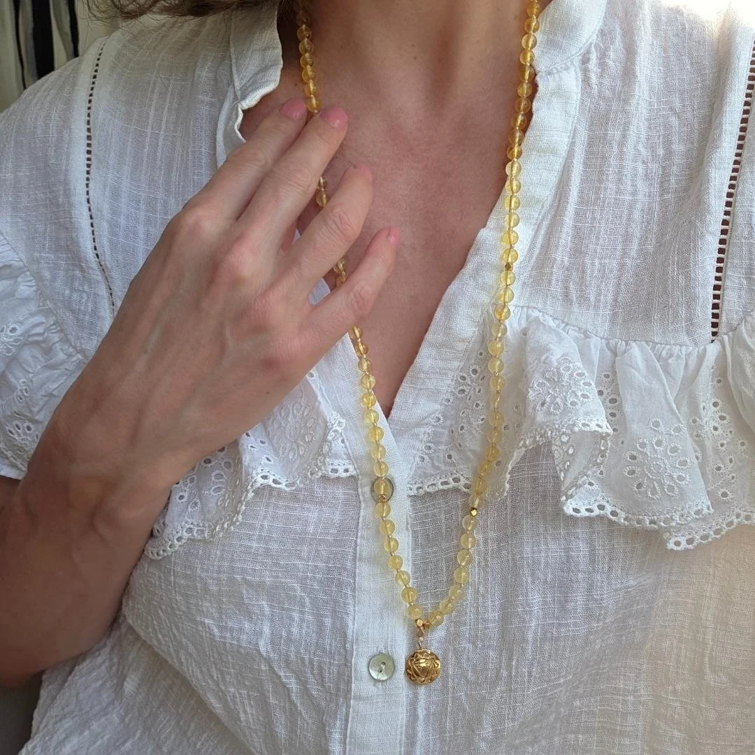 Handgefertigte Mala Kette aus Citrin Heilsteinen