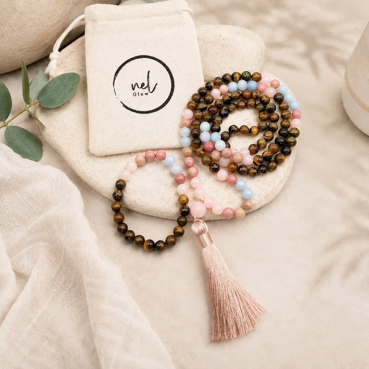 Tigerauge Mala mit Aquamarin und Rhodolith bei nelGlow