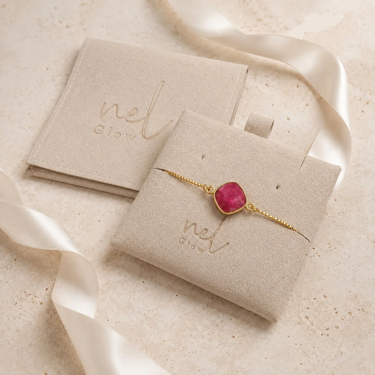 Althea Geburtsstein Armband Juli – Rubin entdecken von nelglow
