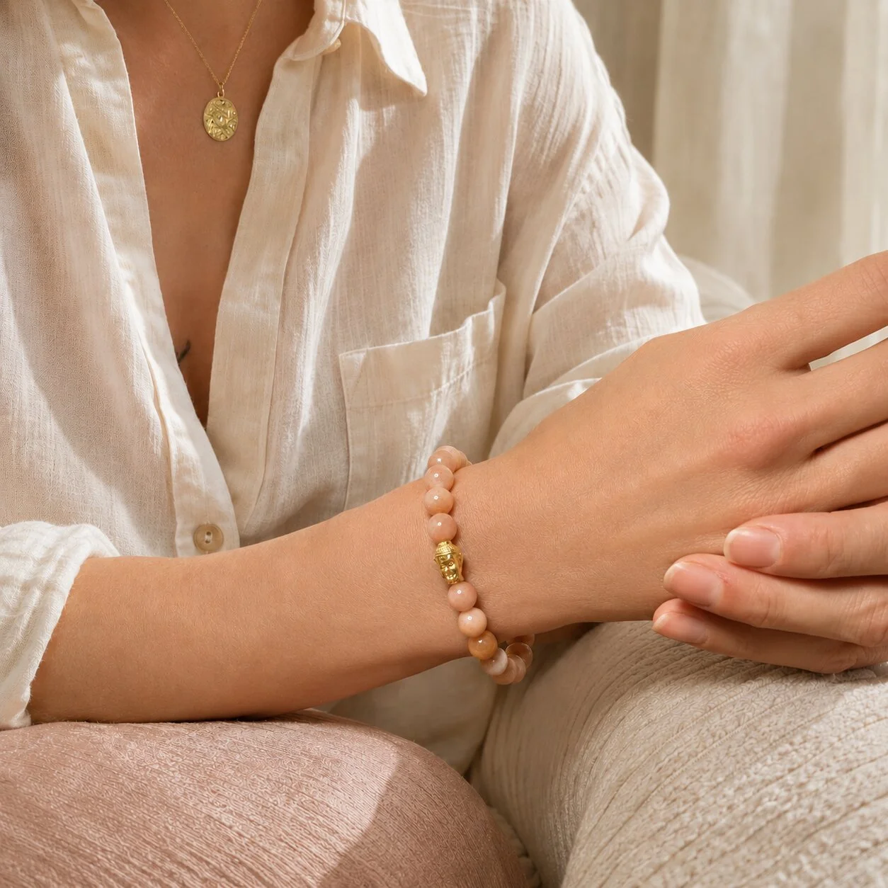 Sonnenstein Schmuck Armband Radiant flach gelegt, 19 cm Umfang