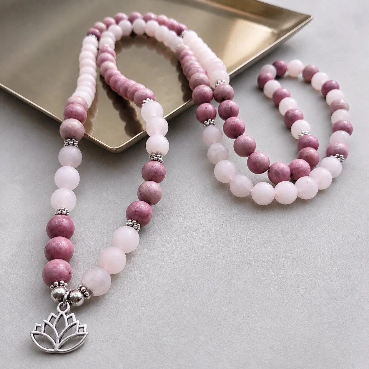 Rosenquarz Mala kette und Armband von nelglow