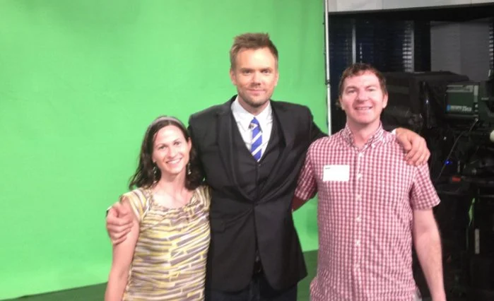 On set with Joel McHale in E! Entertainment Studios for The Soup