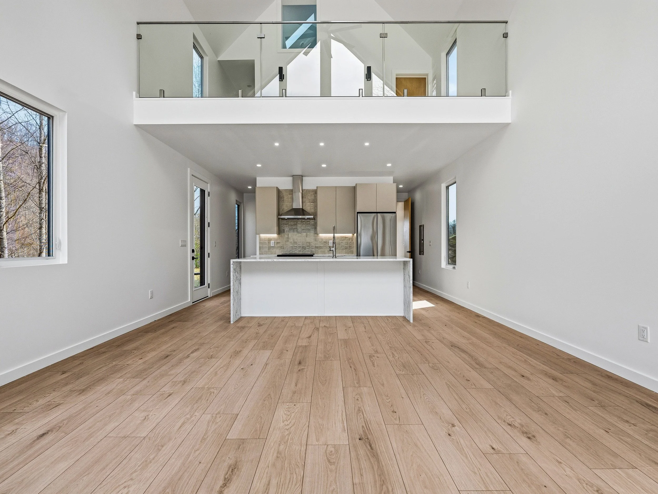 08-710 KENDAL DR - 08.jpg