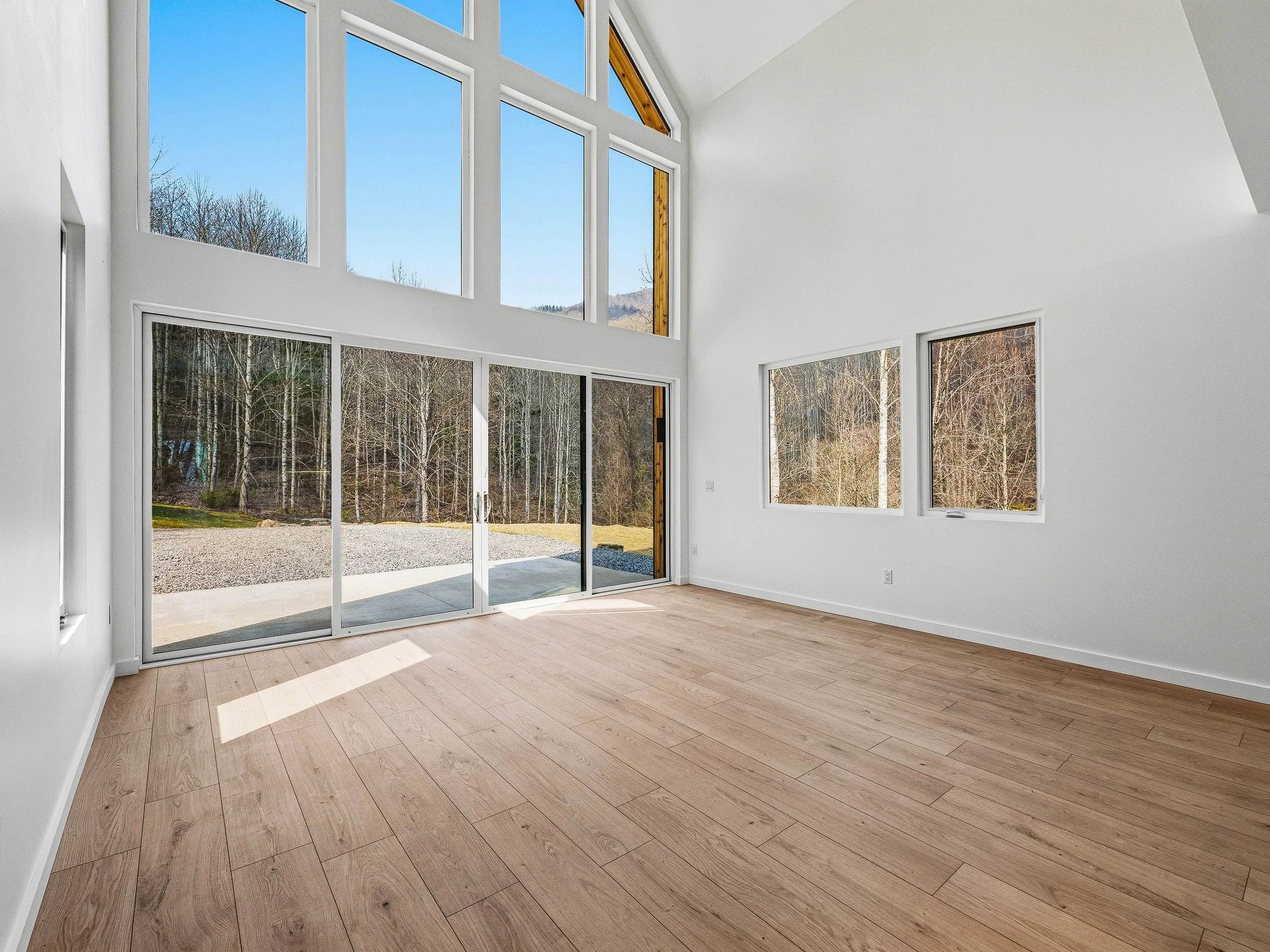 09-710 KENDAL DR - 10.jpg