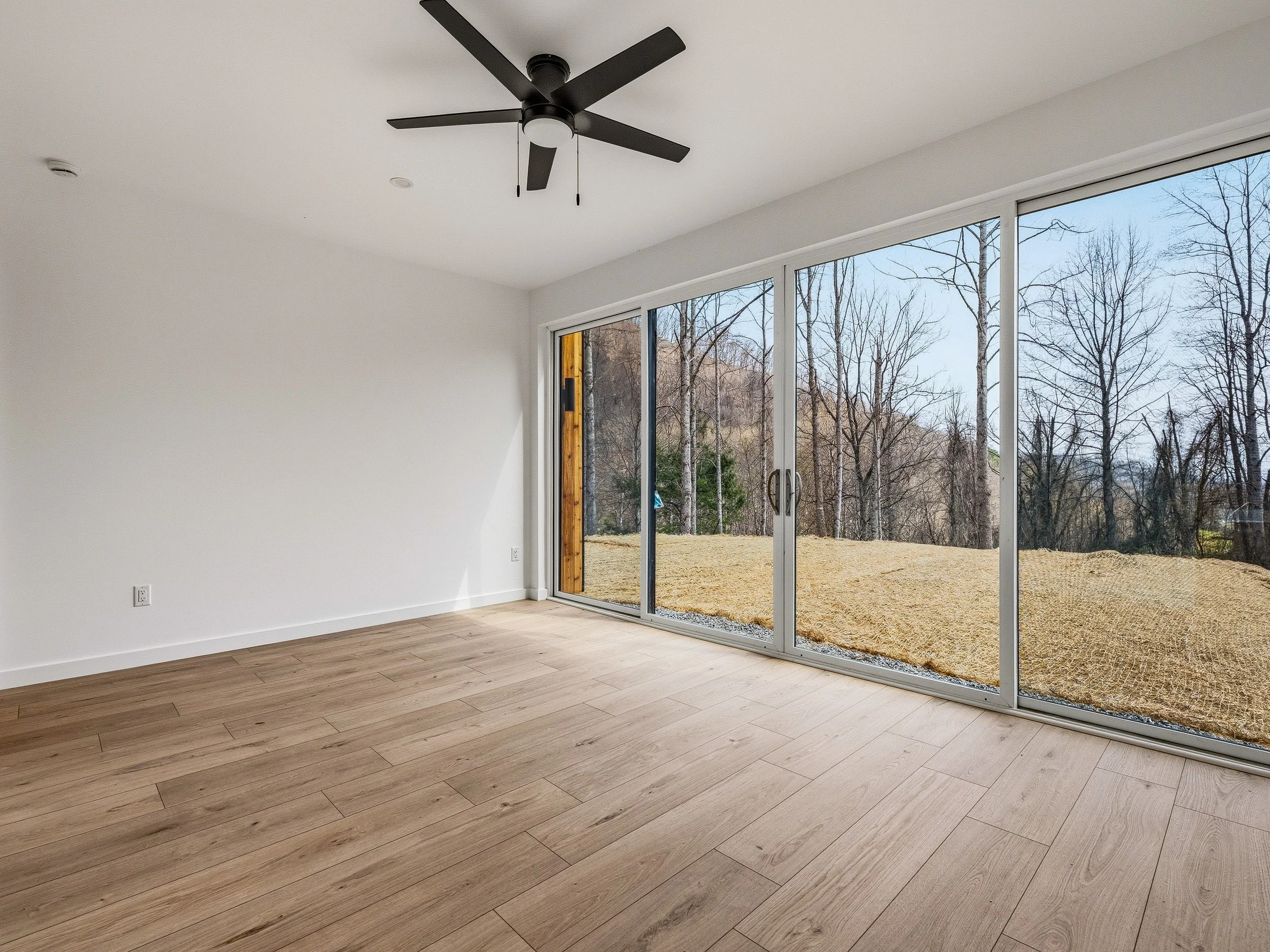 19-710 KENDAL DR - 21.jpg